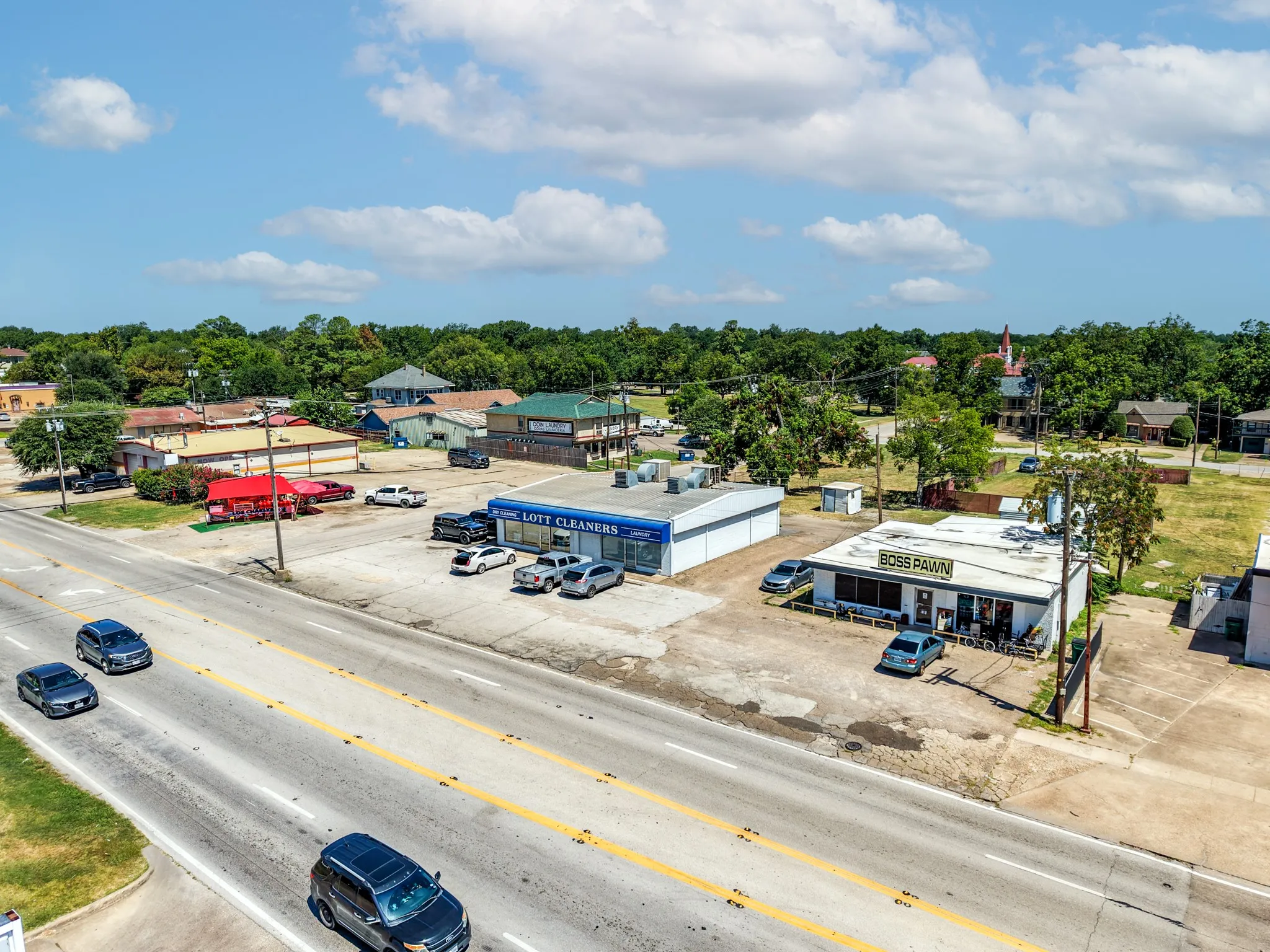 Retail For Sale in Kaufman County , 408 W Moore Avenue, Terrell, Texas 75160, 0, 0, Garage spaces, 0 Sqft, built in 1963, Price $589,000, mls#21358587, Real Estate Agent in Terrell, Homes For Sale in Kaufman county, Homes For Sale in Terrell, Realtor in Terrell Texas, Real Estate Brokerage Independent Realty Texas, Luminita Cordes Realtor