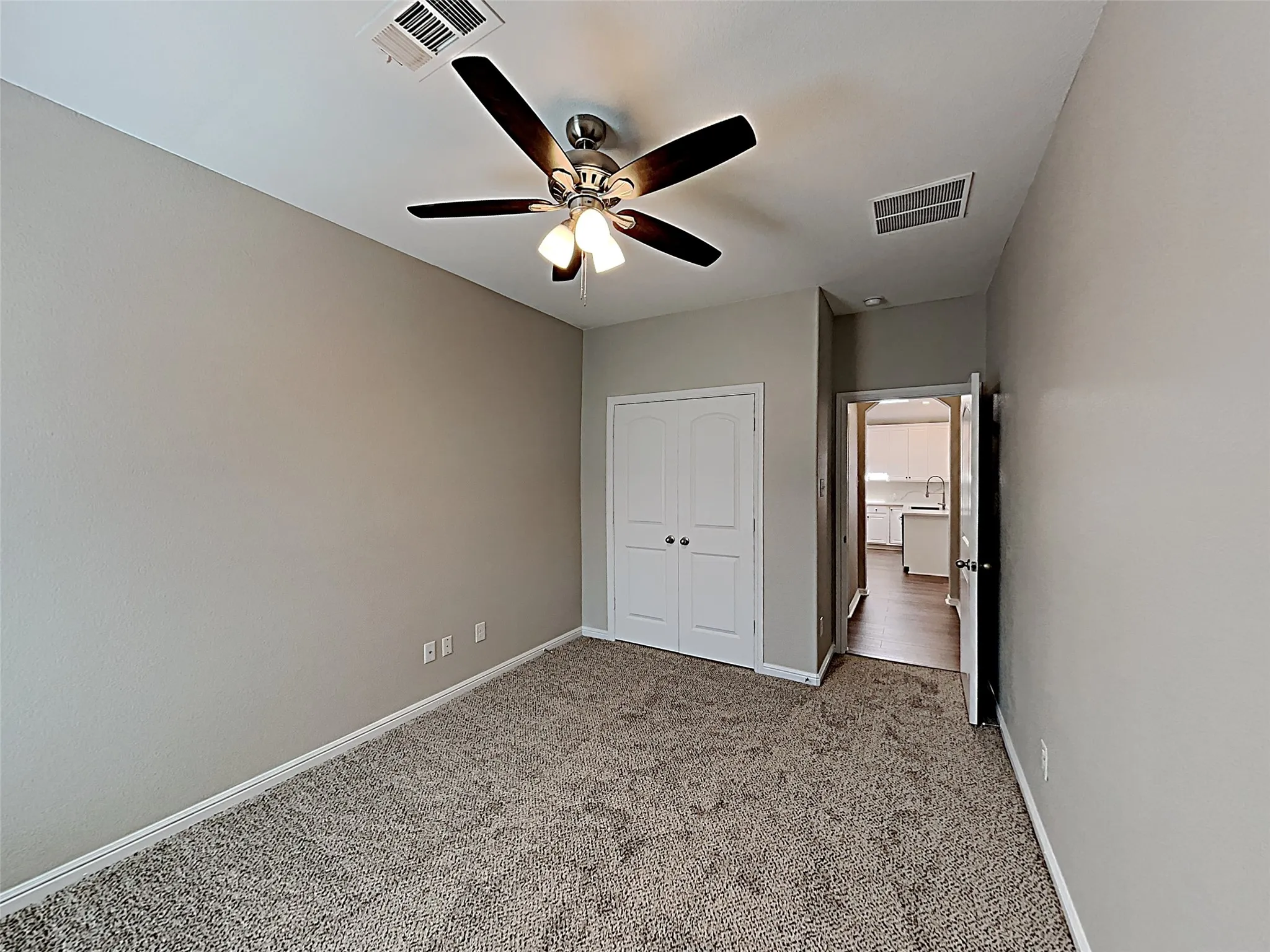Single Family Residence For Rent in Tarrant County , 1025 Prairie Heights Drive, Fort Worth, Texas 76108, 4 Bedroom, 2 Bathroom, 2 Garage spaces, 2,019 Sqft, built in 2013, mls#21359095, Real Estate Agent in Fort Worth, Homes For Rent in Tarrant county, Homes For Rent in Fort Worth, Realtor in Fort Worth Texas, Real Estate Brokerage Independent Realty Texas, Luminita Cordes Realtor