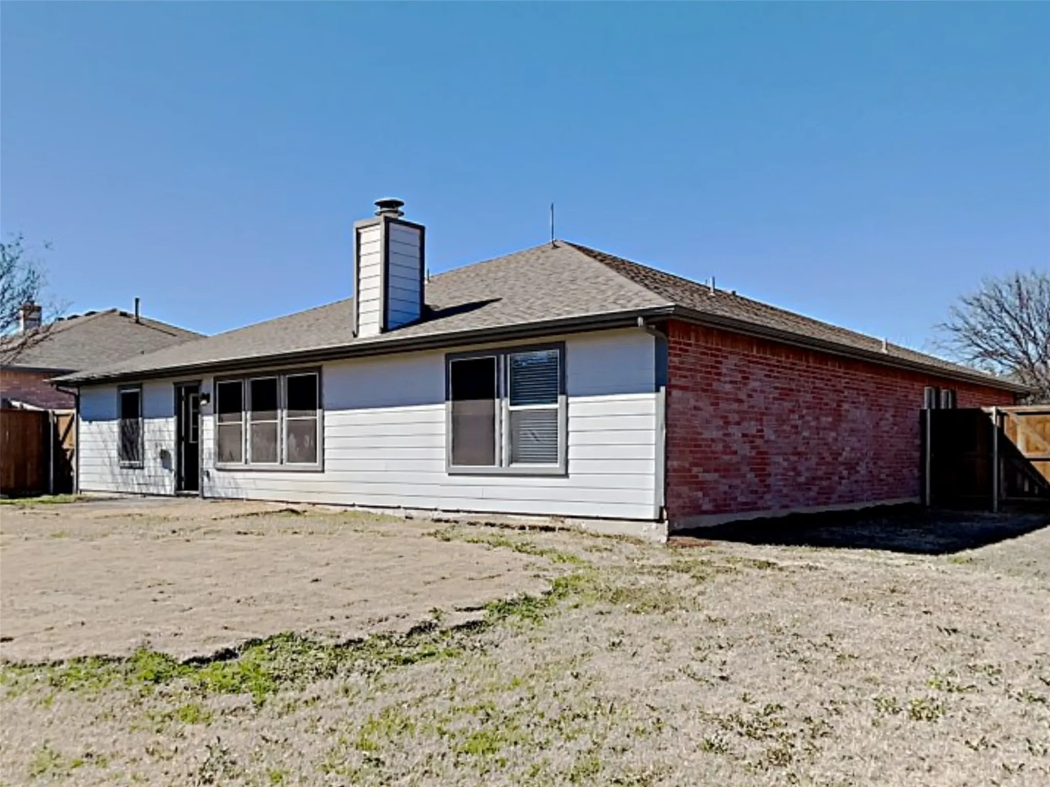Single Family Residence For Rent in Kaufman County , 1210 Hampton Drive, Forney, Texas 75126, 4 Bedroom, 2 Bathroom, 2 Garage spaces, 2,484 Sqft, built in 2002, mls#21359068, Real Estate Agent in Forney, Homes For Rent in Kaufman county, Homes For Rent in Forney, Realtor in Forney Texas, Real Estate Brokerage Independent Realty Texas, Luminita Cordes Realtor