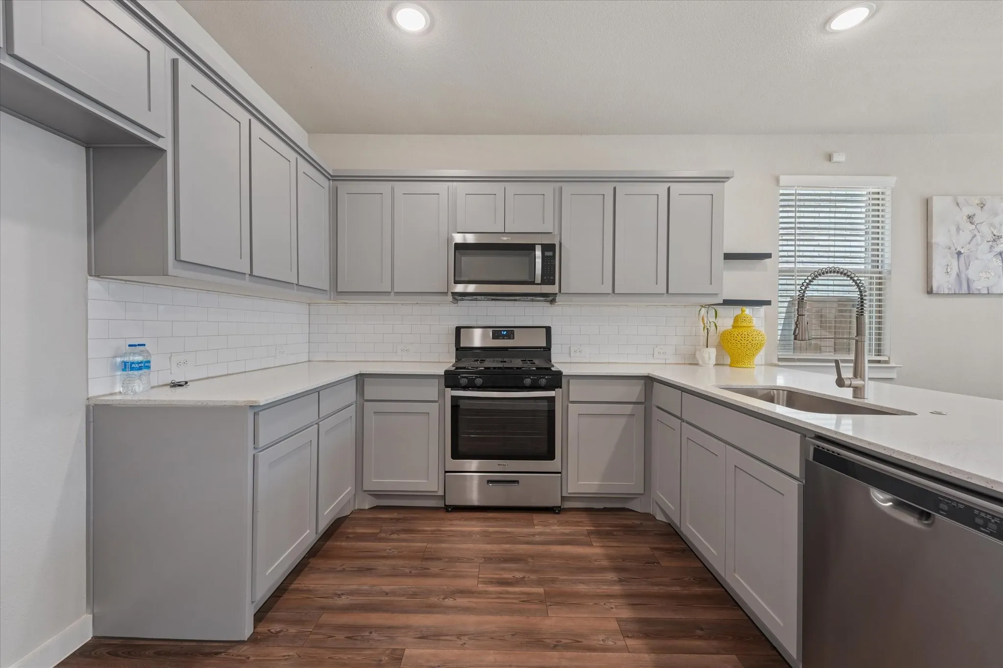 Single Family Residence For Rent in Collin County , 2616 Gaulding Street, Royse City, Texas 75189, 3 Bedroom, 3 Bathroom, 2 Garage spaces, 1,941 Sqft, built in 2022, mls#21359037, Real Estate Agent in Royse City, Homes For Rent in Collin county, Homes For Rent in Royse City, Realtor in Royse City Texas, Real Estate Brokerage Independent Realty Texas, Luminita Cordes Realtor