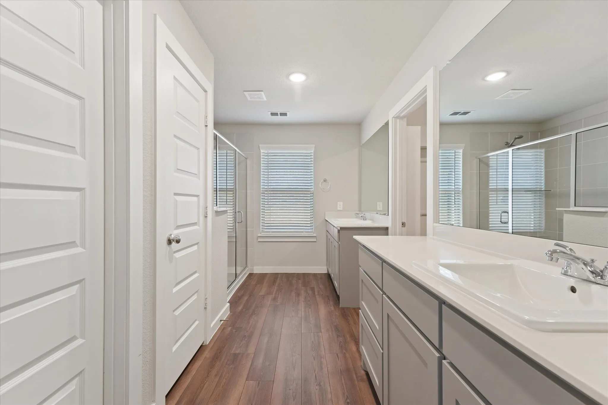 Single Family Residence For Rent in Collin County , 2616 Gaulding Street, Royse City, Texas 75189, 3 Bedroom, 3 Bathroom, 2 Garage spaces, 1,941 Sqft, built in 2022, mls#21359037, Real Estate Agent in Royse City, Homes For Rent in Collin county, Homes For Rent in Royse City, Realtor in Royse City Texas, Real Estate Brokerage Independent Realty Texas, Luminita Cordes Realtor