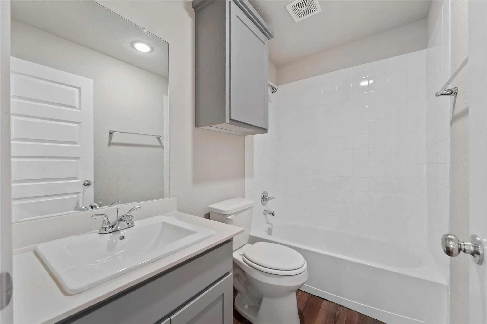 Single Family Residence For Rent in Collin County , 2616 Gaulding Street, Royse City, Texas 75189, 3 Bedroom, 3 Bathroom, 2 Garage spaces, 1,941 Sqft, built in 2022, mls#21359037, Real Estate Agent in Royse City, Homes For Rent in Collin county, Homes For Rent in Royse City, Realtor in Royse City Texas, Real Estate Brokerage Independent Realty Texas, Luminita Cordes Realtor