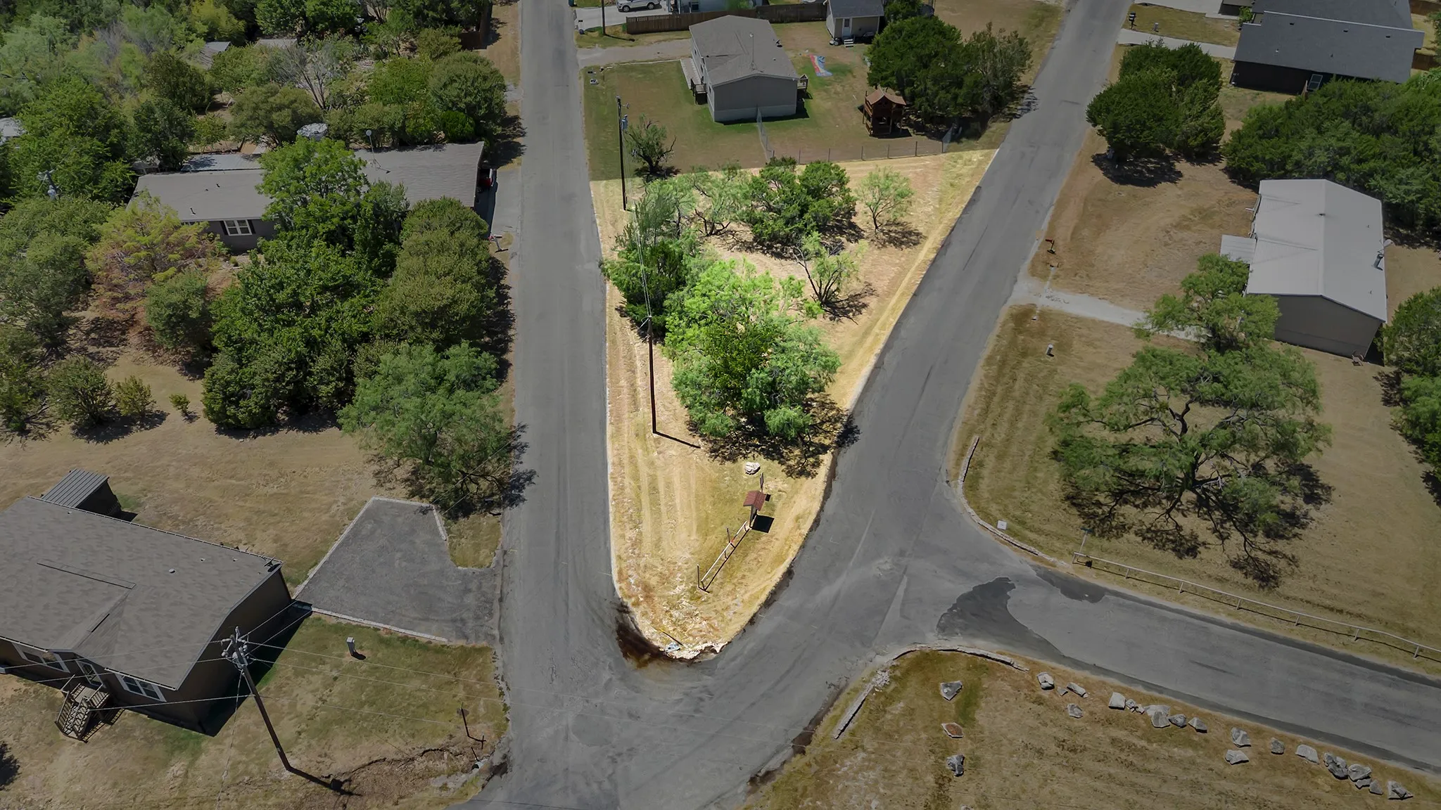 Unimproved Land For Sale in Hood County , 2513 Creekview Drive, Granbury, Texas 76048, 0, 0, Garage spaces, 0 Sqft, built in 0, mls#21355152, Real Estate Agent in Granbury, Homes For Sale in Hood county, Homes For Sale in Granbury, Realtor in Granbury Texas, Real Estate Brokerage Independent Realty Texas, Luminita Cordes Realtor
