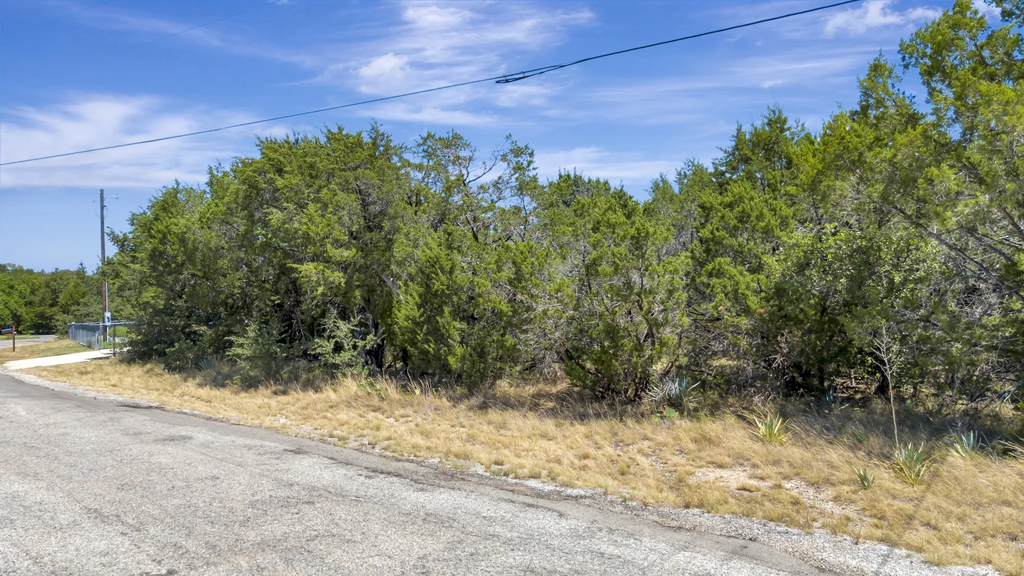 Unimproved Land For Sale in Hood County , 2513 Creekview Drive, Granbury, Texas 76048, 0, 0, Garage spaces, 0 Sqft, built in 0, mls#21355152, Real Estate Agent in Granbury, Homes For Sale in Hood county, Homes For Sale in Granbury, Realtor in Granbury Texas, Real Estate Brokerage Independent Realty Texas, Luminita Cordes Realtor