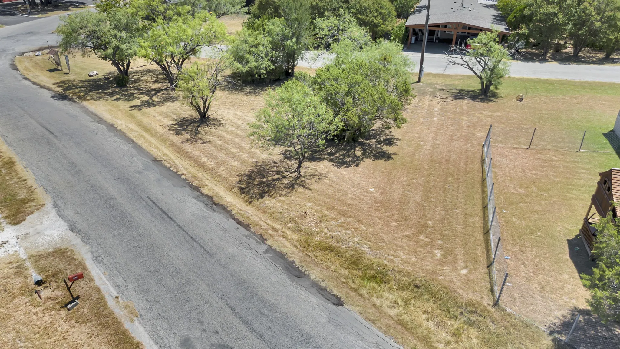 Unimproved Land For Sale in Hood County , 2513 Creekview Drive, Granbury, Texas 76048, 0, 0, Garage spaces, 0 Sqft, built in 0, mls#21355152, Real Estate Agent in Granbury, Homes For Sale in Hood county, Homes For Sale in Granbury, Realtor in Granbury Texas, Real Estate Brokerage Independent Realty Texas, Luminita Cordes Realtor