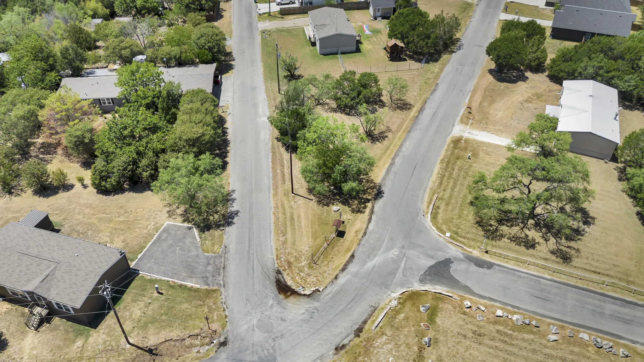 Unimproved Land For Sale in Hood County , 2513 Creekview Drive, Granbury, Texas 76048, 0, 0, Garage spaces, 0 Sqft, built in 0, mls#21355152, Real Estate Agent in Granbury, Homes For Sale in Hood county, Homes For Sale in Granbury, Realtor in Granbury Texas, Real Estate Brokerage Independent Realty Texas, Luminita Cordes Realtor