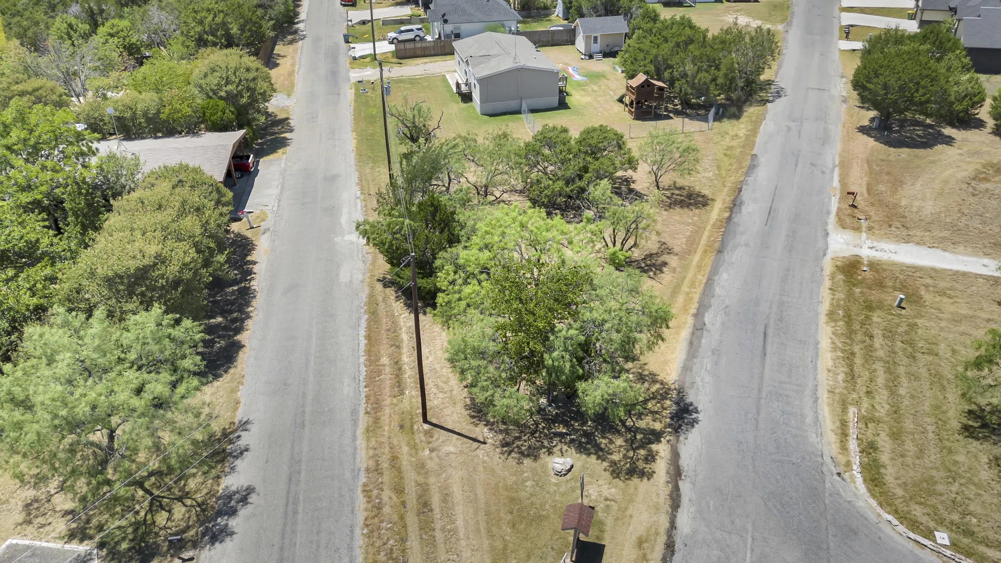 Unimproved Land For Sale in Hood County , 3030 Brazos River Drive, Granbury, Texas 76048, 0, 0, Garage spaces, 0 Sqft, built in 0, mls#21355149, Real Estate Agent in Granbury, Homes For Sale in Hood county, Homes For Sale in Granbury, Realtor in Granbury Texas, Real Estate Brokerage Independent Realty Texas, Luminita Cordes Realtor