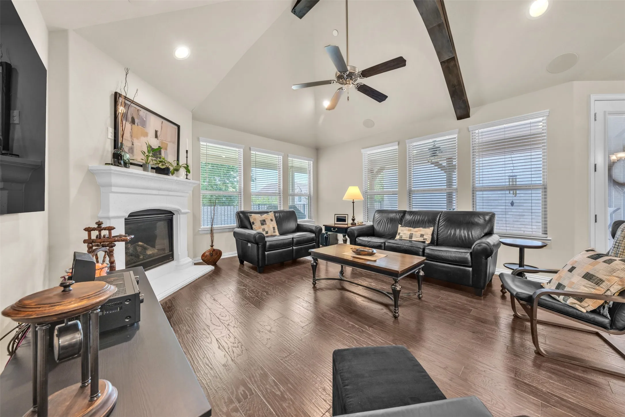 Condominium For Sale in Tarrant County , 2704 Esplanade Boulevard 2704, Mansfield, Texas 76063, 3 Bedroom, 3 Bathroom, 2 Garage spaces, 2,936 Sqft, built in 2019, mls#21359005, Real Estate Agent in Mansfield, Homes For Sale in Tarrant county, Homes For Sale in Mansfield, Realtor in Mansfield Texas, Real Estate Brokerage Independent Realty Texas, Luminita Cordes Realtor