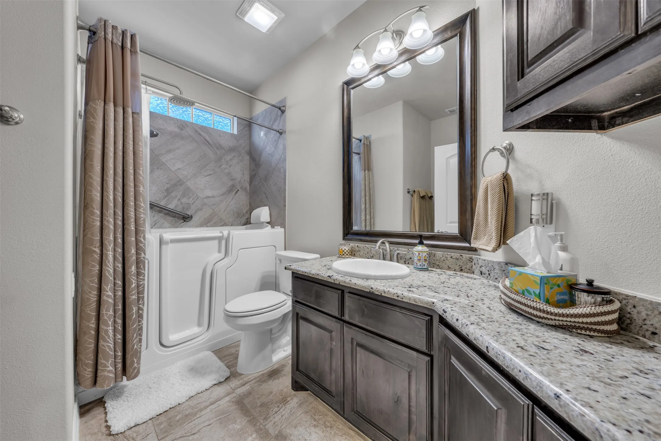 Condominium For Sale in Tarrant County , 2704 Esplanade Boulevard 2704, Mansfield, Texas 76063, 3 Bedroom, 3 Bathroom, 2 Garage spaces, 2,936 Sqft, built in 2019, mls#21359005, Real Estate Agent in Mansfield, Homes For Sale in Tarrant county, Homes For Sale in Mansfield, Realtor in Mansfield Texas, Real Estate Brokerage Independent Realty Texas, Luminita Cordes Realtor