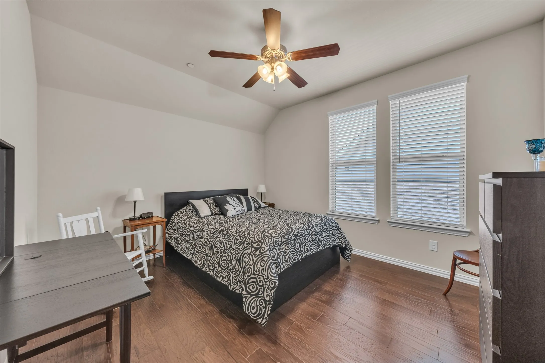 Condominium For Sale in Tarrant County , 2704 Esplanade Boulevard 2704, Mansfield, Texas 76063, 3 Bedroom, 3 Bathroom, 2 Garage spaces, 2,936 Sqft, built in 2019, mls#21359005, Real Estate Agent in Mansfield, Homes For Sale in Tarrant county, Homes For Sale in Mansfield, Realtor in Mansfield Texas, Real Estate Brokerage Independent Realty Texas, Luminita Cordes Realtor