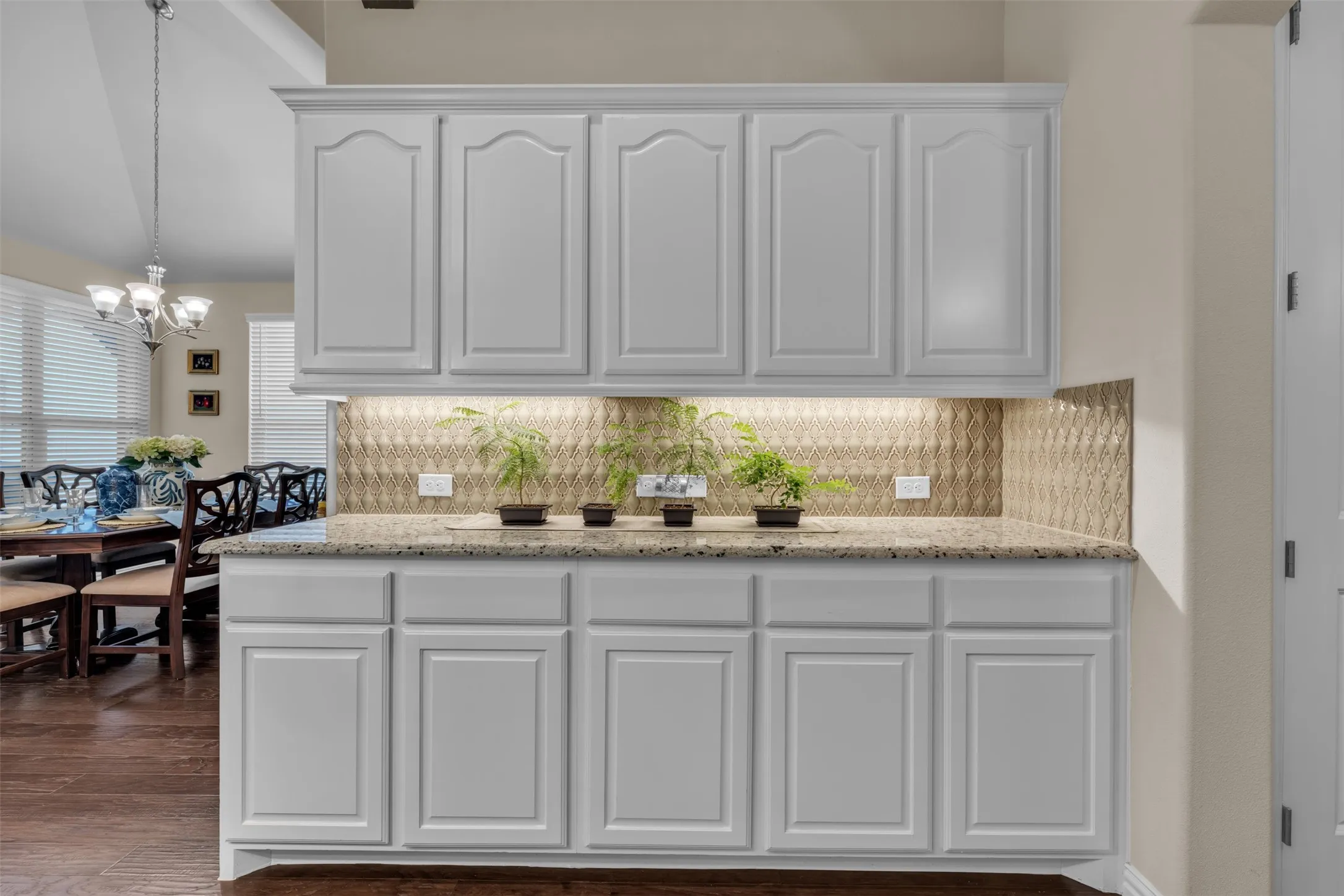 Condominium For Sale in Tarrant County , 2704 Esplanade Boulevard 2704, Mansfield, Texas 76063, 3 Bedroom, 3 Bathroom, 2 Garage spaces, 2,936 Sqft, built in 2019, mls#21359005, Real Estate Agent in Mansfield, Homes For Sale in Tarrant county, Homes For Sale in Mansfield, Realtor in Mansfield Texas, Real Estate Brokerage Independent Realty Texas, Luminita Cordes Realtor