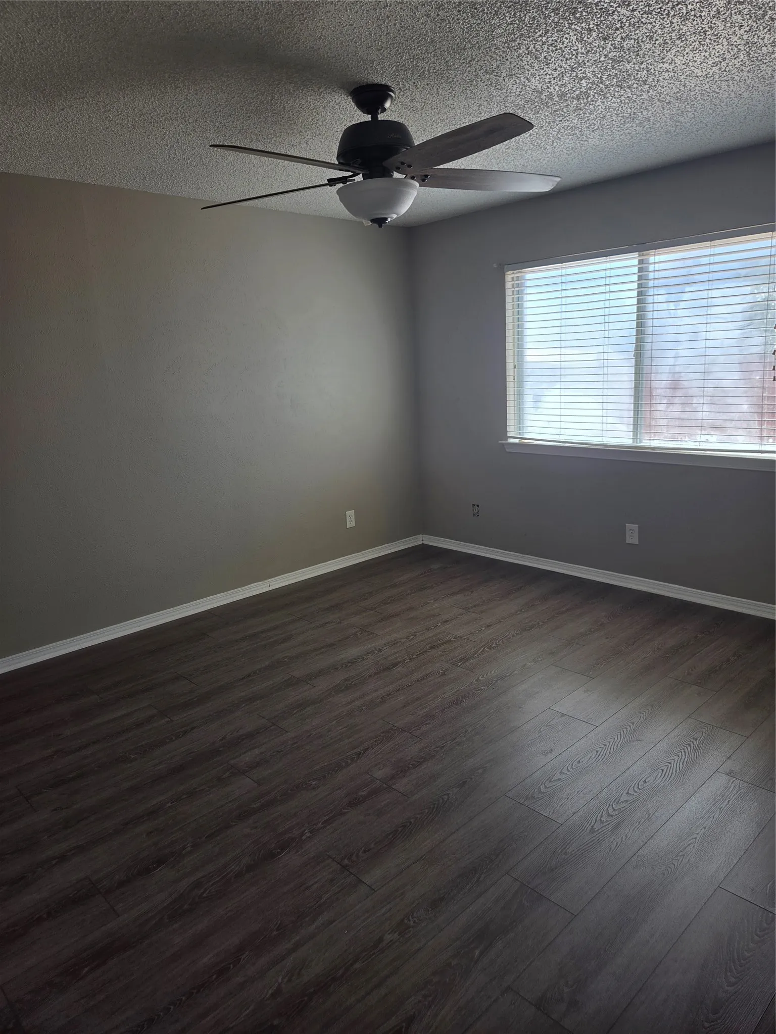 Single Family Residence For Rent in Tarrant County , 9977 Pack Saddle Trail, Fort Worth, Texas 76108, 2 Bedroom, 1 Bathroom, 1 Garage spaces, 768 Sqft, built in 1984, mls#21358063, Real Estate Agent in Fort Worth, Homes For Rent in Tarrant county, Homes For Rent in Fort Worth, Realtor in Fort Worth Texas, Real Estate Brokerage Independent Realty Texas, Luminita Cordes Realtor