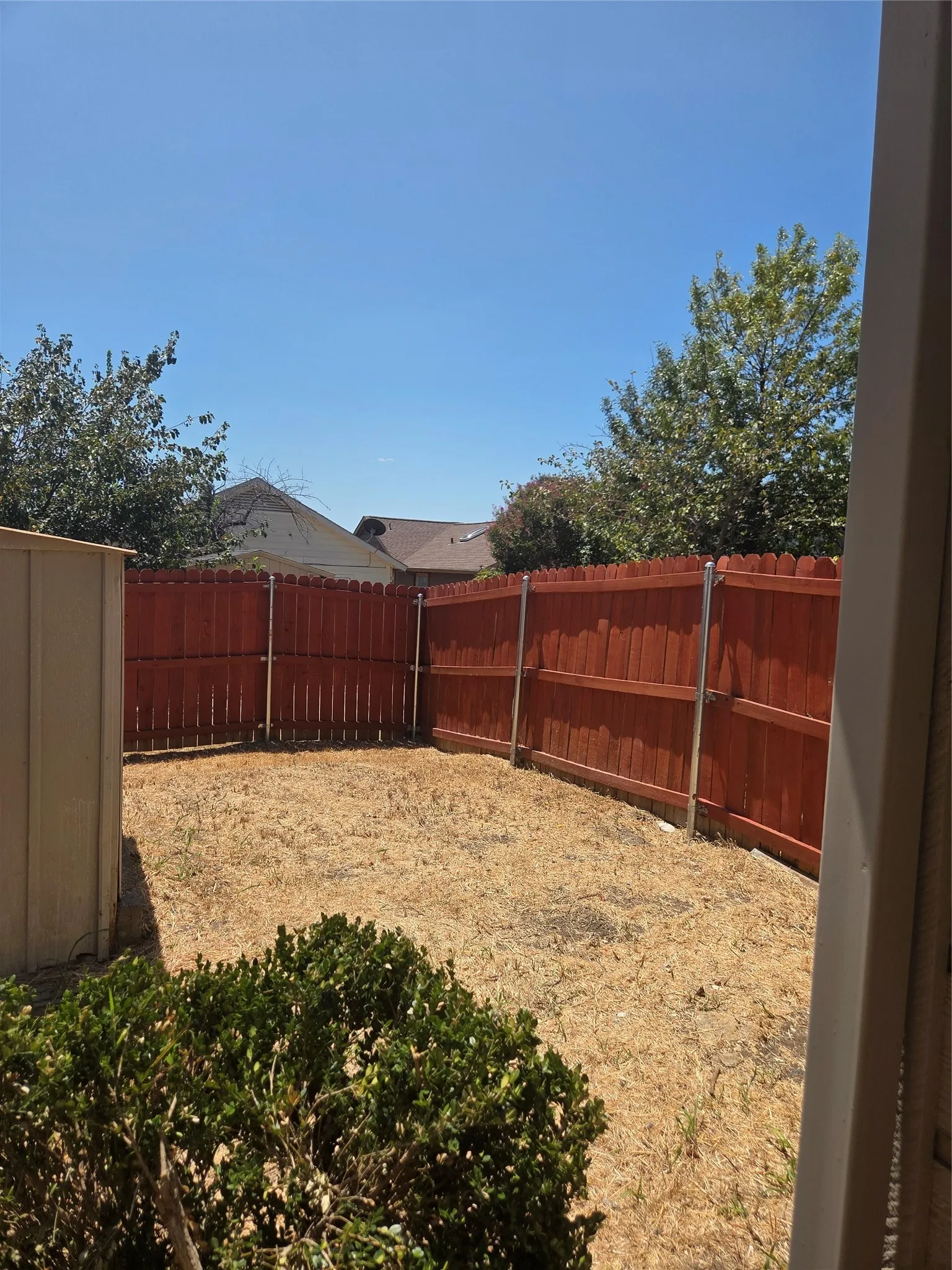 Single Family Residence For Rent in Tarrant County , 9977 Pack Saddle Trail, Fort Worth, Texas 76108, 2 Bedroom, 1 Bathroom, 1 Garage spaces, 768 Sqft, built in 1984, mls#21358063, Real Estate Agent in Fort Worth, Homes For Rent in Tarrant county, Homes For Rent in Fort Worth, Realtor in Fort Worth Texas, Real Estate Brokerage Independent Realty Texas, Luminita Cordes Realtor