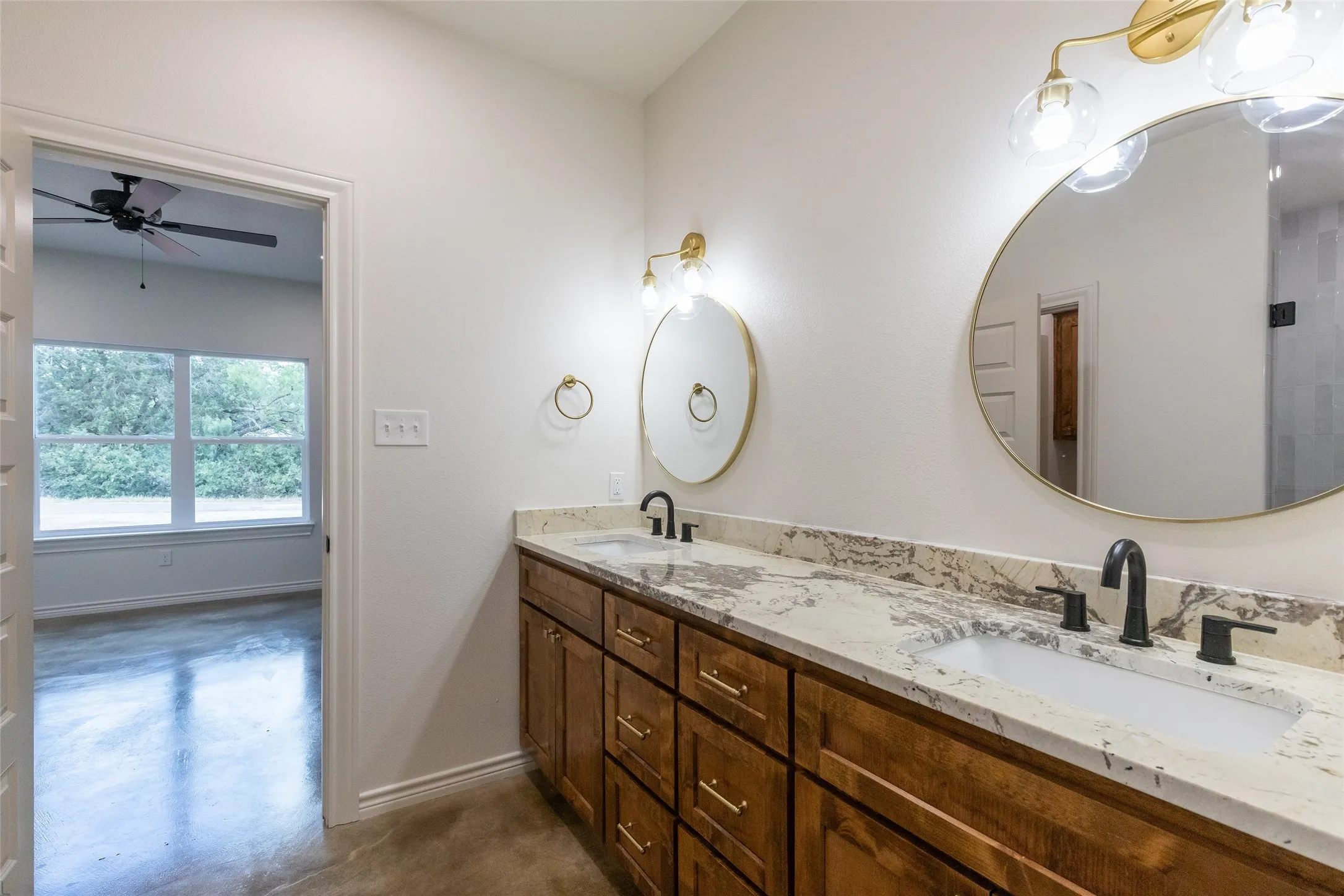 Single Family Residence For Sale in Taylor County , 233 Britton Avenue, Ovalo, Texas 79541, 3 Bedroom, 2 Bathroom, Garage spaces, 1,523 Sqft, built in 2026, mls#21356835, Real Estate Agent in Ovalo, Homes For Sale in Taylor county, Homes For Sale in Ovalo, Realtor in Ovalo Texas, Real Estate Brokerage Independent Realty Texas, Luminita Cordes Realtor