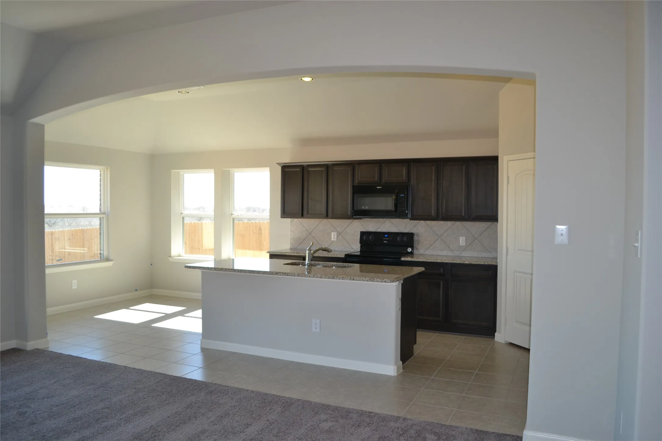 Single Family Residence For Rent in Kaufman County , 5090 Royal Springs Drive, Forney, Texas 75126, 4 Bedroom, 3 Bathroom, 2 Garage spaces, 2,206 Sqft, built in 2017, mls#21359118, Real Estate Agent in Forney, Homes For Rent in Kaufman county, Homes For Rent in Forney, Realtor in Forney Texas, Real Estate Brokerage Independent Realty Texas, Luminita Cordes Realtor