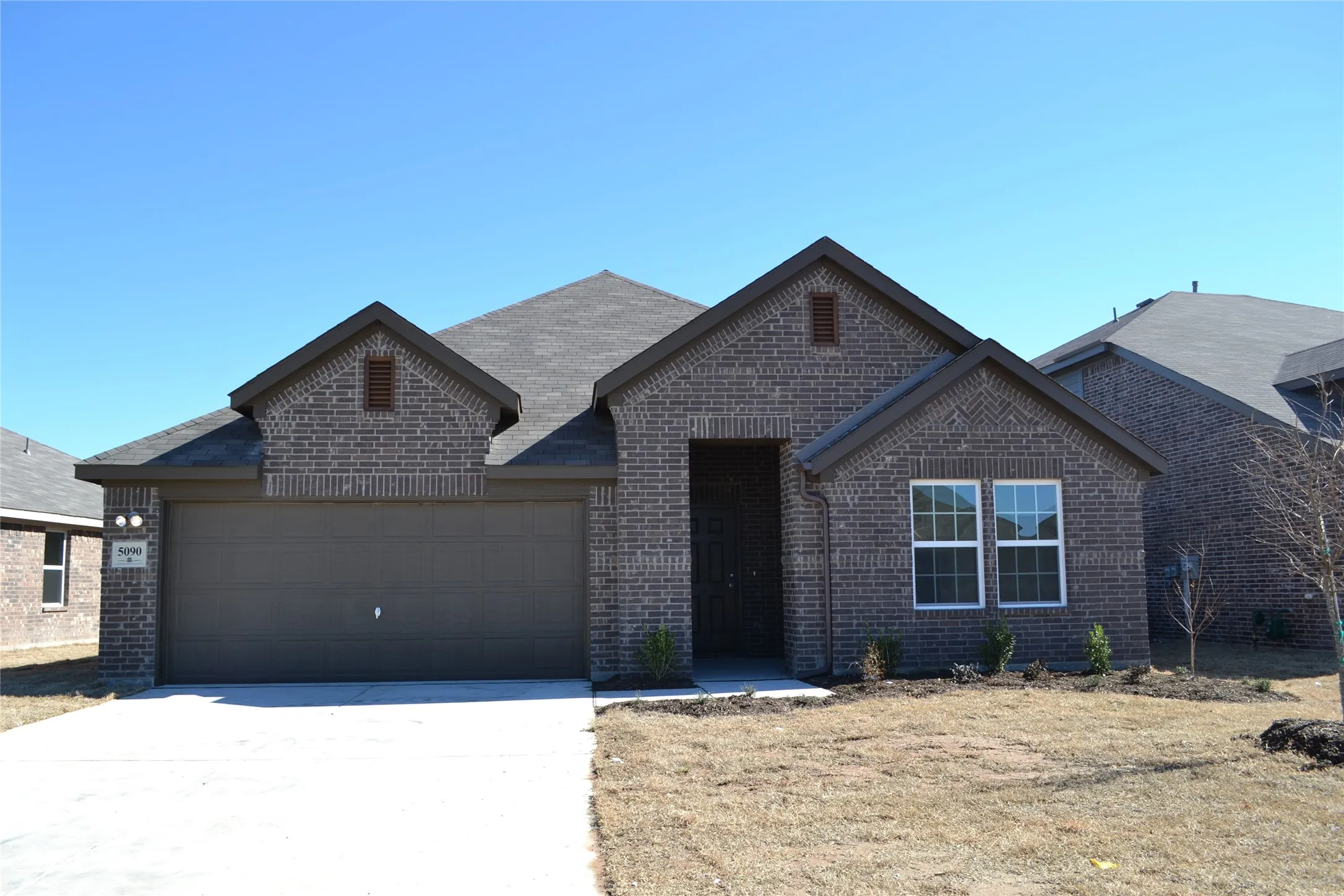 Single Family Residence For Rent in Kaufman County , 5090 Royal Springs Drive, Forney, Texas 75126, 4 Bedroom, 3 Bathroom, 2 Garage spaces, 2,206 Sqft, built in 2017, mls#21359118, Real Estate Agent in Forney, Homes For Rent in Kaufman county, Homes For Rent in Forney, Realtor in Forney Texas, Real Estate Brokerage Independent Realty Texas, Luminita Cordes Realtor
