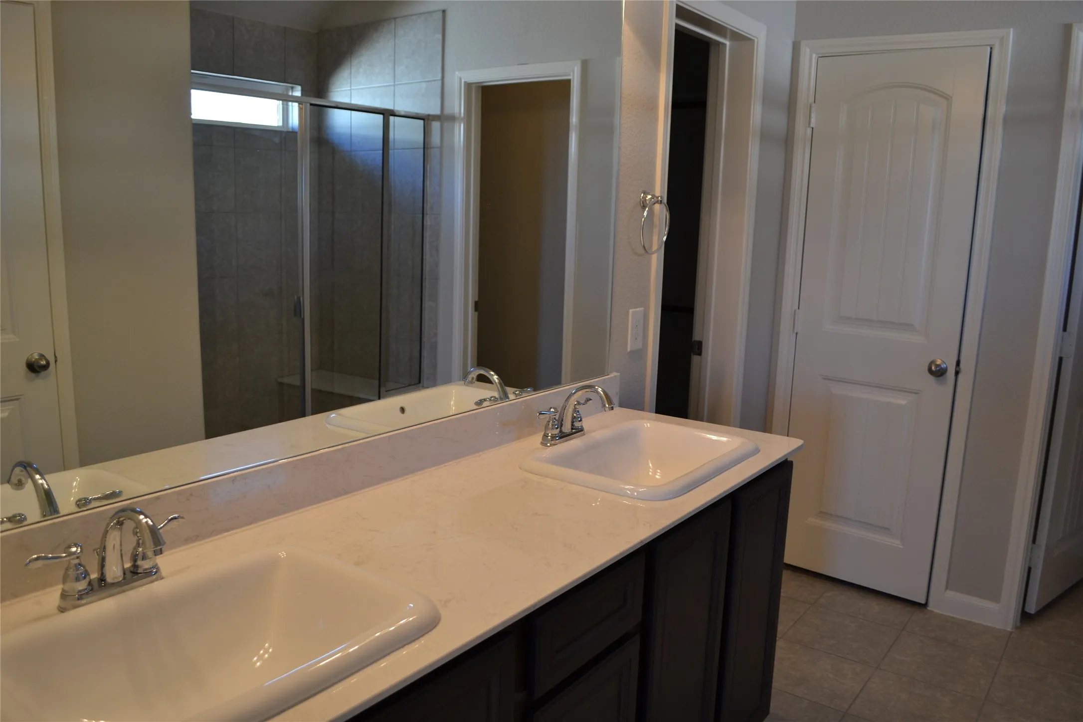 Single Family Residence For Rent in Kaufman County , 5090 Royal Springs Drive, Forney, Texas 75126, 4 Bedroom, 3 Bathroom, 2 Garage spaces, 2,206 Sqft, built in 2017, mls#21359118, Real Estate Agent in Forney, Homes For Rent in Kaufman county, Homes For Rent in Forney, Realtor in Forney Texas, Real Estate Brokerage Independent Realty Texas, Luminita Cordes Realtor