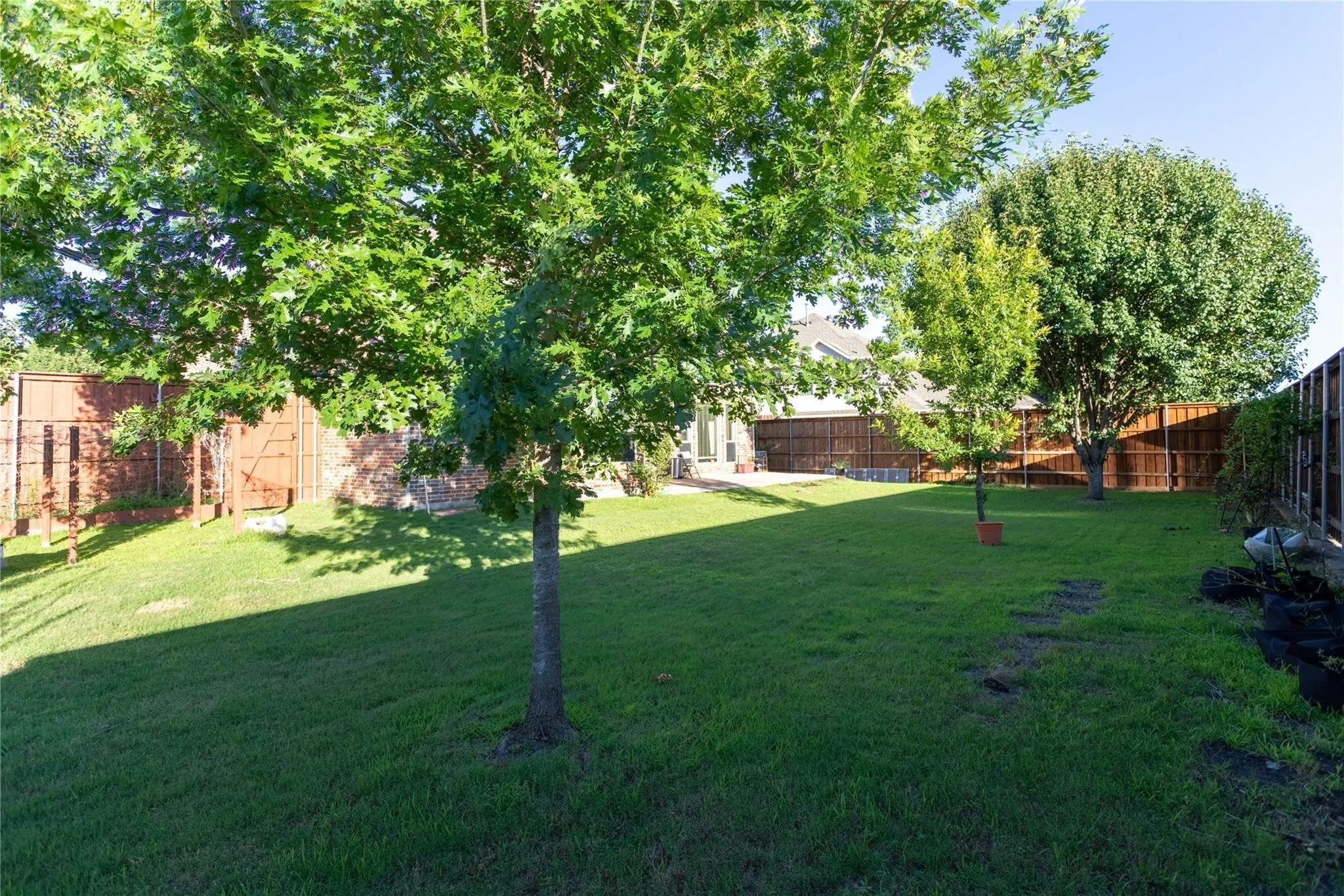 Single Family Residence For Rent in Collin County , 413 Brookmere Lane, Murphy, Texas 75094, 4 Bedroom, 4 Bathroom, 2 Garage spaces, 3,169 Sqft, built in 2004, mls#21359121, Real Estate Agent in Murphy, Homes For Rent in Collin county, Homes For Rent in Murphy, Realtor in Murphy Texas, Real Estate Brokerage Independent Realty Texas, Luminita Cordes Realtor
