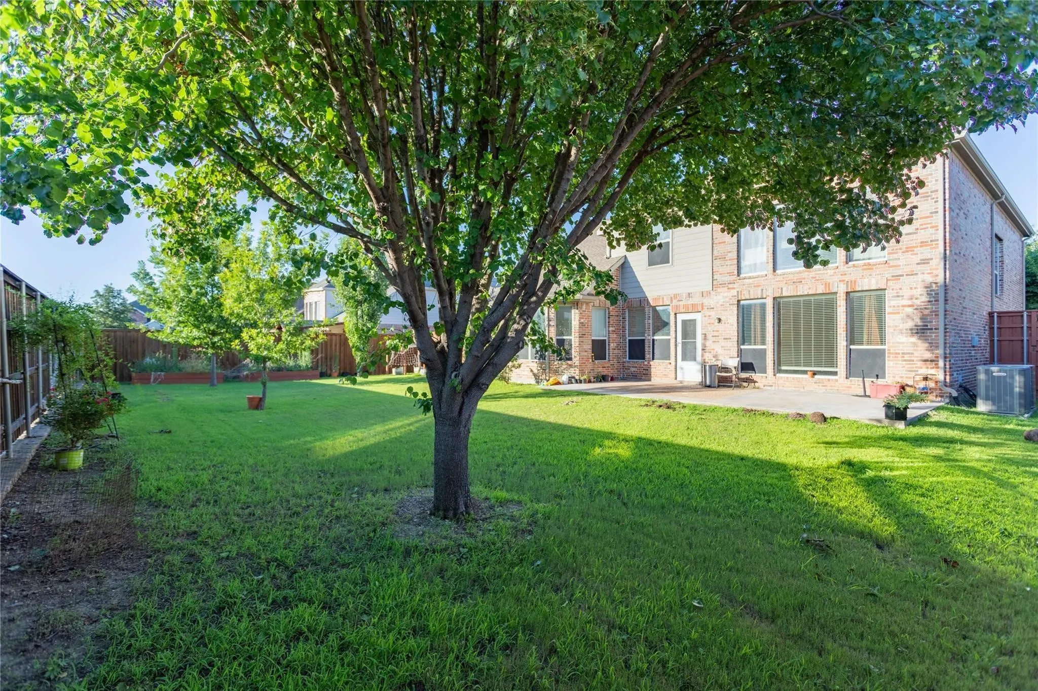 Single Family Residence For Rent in Collin County , 413 Brookmere Lane, Murphy, Texas 75094, 4 Bedroom, 4 Bathroom, 2 Garage spaces, 3,169 Sqft, built in 2004, mls#21359121, Real Estate Agent in Murphy, Homes For Rent in Collin county, Homes For Rent in Murphy, Realtor in Murphy Texas, Real Estate Brokerage Independent Realty Texas, Luminita Cordes Realtor