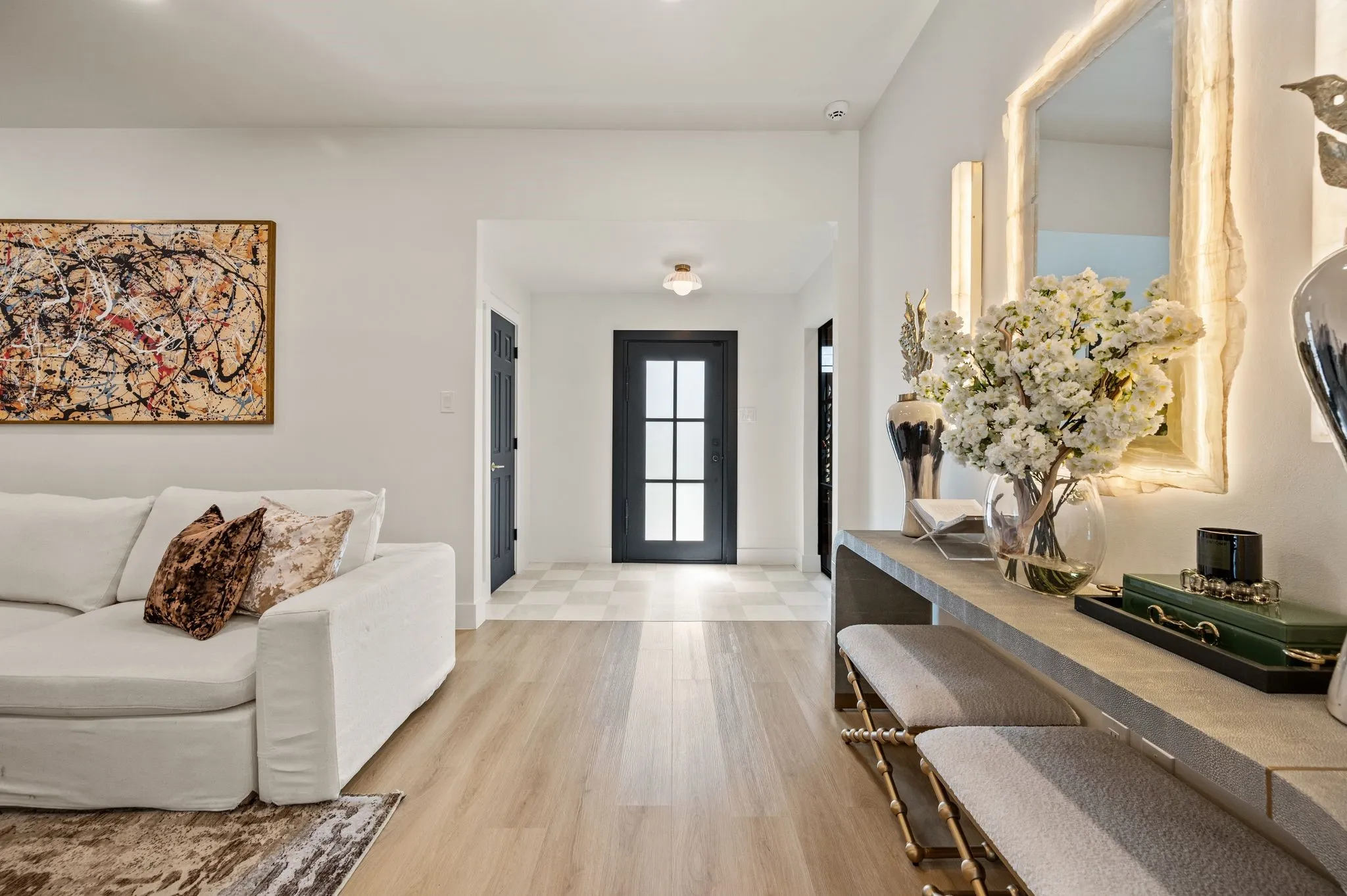 Single Family Residence For Sale in Tarrant County , 2403 N Carroll Avenue, Southlake, Texas 76092, 4 Bedroom, 3 Bathroom, 2 Garage spaces, 2,424 Sqft, built in 1984, mls#21358388, Real Estate Agent in Southlake, Homes For Sale in Tarrant county, Homes For Sale in Southlake, Realtor in Southlake Texas, Real Estate Brokerage Independent Realty Texas, Luminita Cordes Realtor