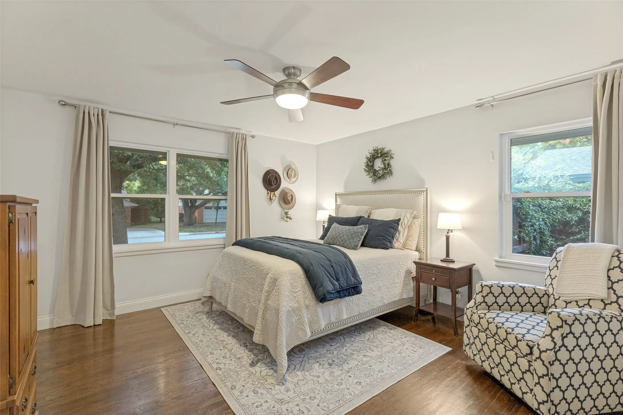 Single Family Residence For Sale in Tarrant County , 4241 Bilglade Road, Fort Worth, Texas 76109, 3 Bedroom, 3 Bathroom, Garage spaces, 2,710 Sqft, built in 1956, mls#21358271, Real Estate Agent in Fort Worth, Homes For Sale in Tarrant county, Homes For Sale in Fort Worth, Realtor in Fort Worth Texas, Real Estate Brokerage Independent Realty Texas, Luminita Cordes Realtor