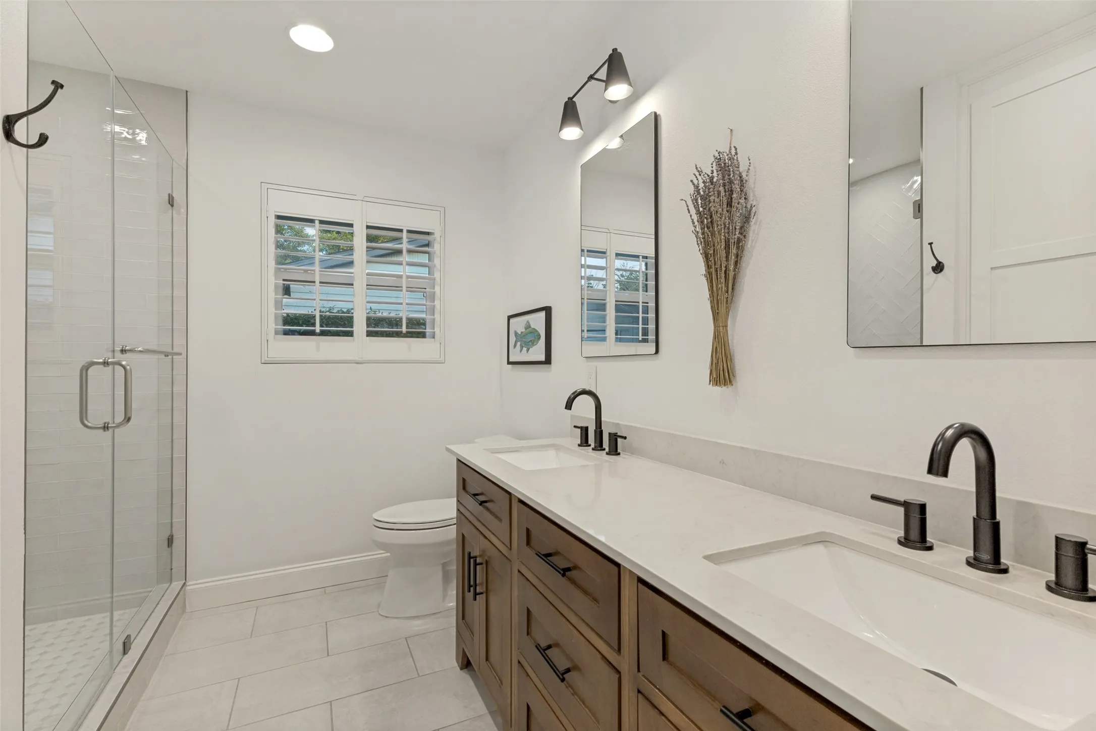 Single Family Residence For Sale in Tarrant County , 4241 Bilglade Road, Fort Worth, Texas 76109, 3 Bedroom, 3 Bathroom, Garage spaces, 2,710 Sqft, built in 1956, mls#21358271, Real Estate Agent in Fort Worth, Homes For Sale in Tarrant county, Homes For Sale in Fort Worth, Realtor in Fort Worth Texas, Real Estate Brokerage Independent Realty Texas, Luminita Cordes Realtor