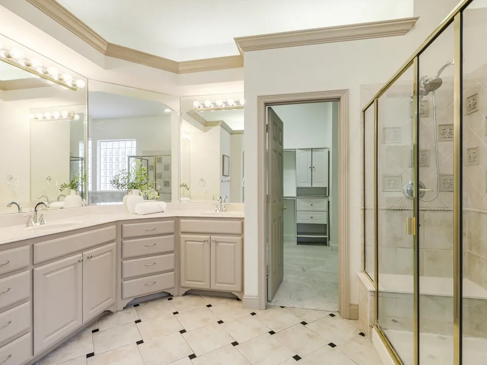 Single Family Residence For Sale in Collin County , 5769 Foard Drive, Frisco, Texas 75034, 3 Bedroom, 3 Bathroom, 2 Garage spaces, 3,220 Sqft, built in 2006, mls#21333393, Real Estate Agent in Frisco, Homes For Sale in Collin county, Homes For Sale in Frisco, Realtor in Frisco Texas, Real Estate Brokerage Independent Realty Texas, Luminita Cordes Realtor