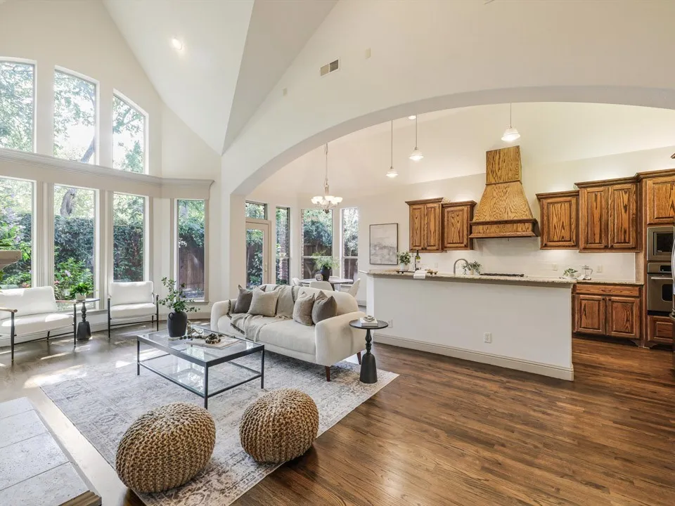 Single Family Residence For Sale in Collin County , 5769 Foard Drive, Frisco, Texas 75034, 3 Bedroom, 3 Bathroom, 2 Garage spaces, 3,220 Sqft, built in 2006, mls#21333393, Real Estate Agent in Frisco, Homes For Sale in Collin county, Homes For Sale in Frisco, Realtor in Frisco Texas, Real Estate Brokerage Independent Realty Texas, Luminita Cordes Realtor
