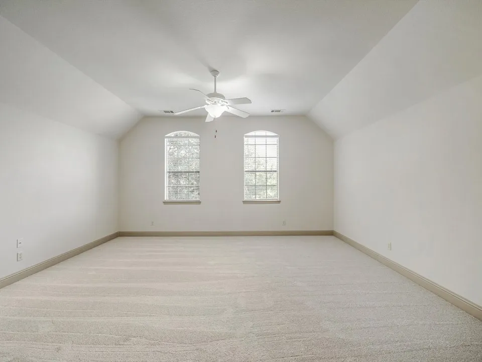 Single Family Residence For Sale in Collin County , 5769 Foard Drive, Frisco, Texas 75034, 3 Bedroom, 3 Bathroom, 2 Garage spaces, 3,220 Sqft, built in 2006, mls#21333393, Real Estate Agent in Frisco, Homes For Sale in Collin county, Homes For Sale in Frisco, Realtor in Frisco Texas, Real Estate Brokerage Independent Realty Texas, Luminita Cordes Realtor