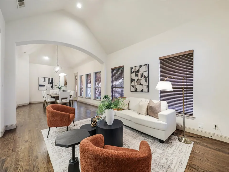 Single Family Residence For Sale in Collin County , 5769 Foard Drive, Frisco, Texas 75034, 3 Bedroom, 3 Bathroom, 2 Garage spaces, 3,220 Sqft, built in 2006, mls#21333393, Real Estate Agent in Frisco, Homes For Sale in Collin county, Homes For Sale in Frisco, Realtor in Frisco Texas, Real Estate Brokerage Independent Realty Texas, Luminita Cordes Realtor