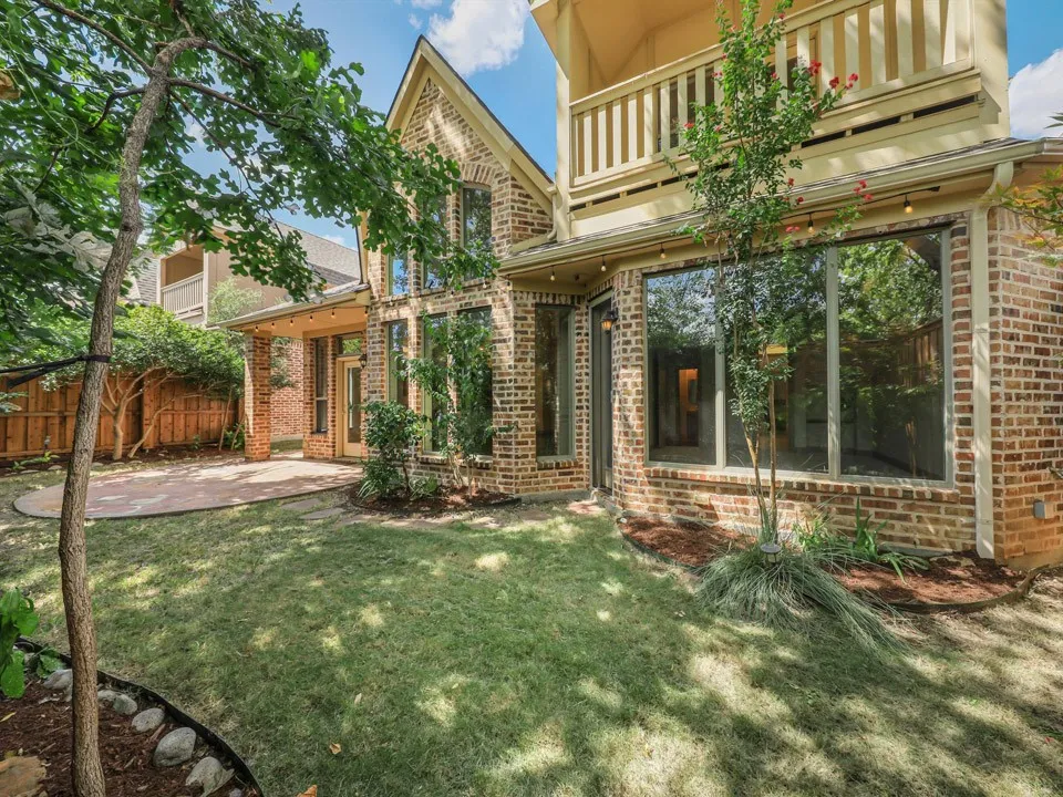 Single Family Residence For Sale in Collin County , 5769 Foard Drive, Frisco, Texas 75034, 3 Bedroom, 3 Bathroom, 2 Garage spaces, 3,220 Sqft, built in 2006, mls#21333393, Real Estate Agent in Frisco, Homes For Sale in Collin county, Homes For Sale in Frisco, Realtor in Frisco Texas, Real Estate Brokerage Independent Realty Texas, Luminita Cordes Realtor
