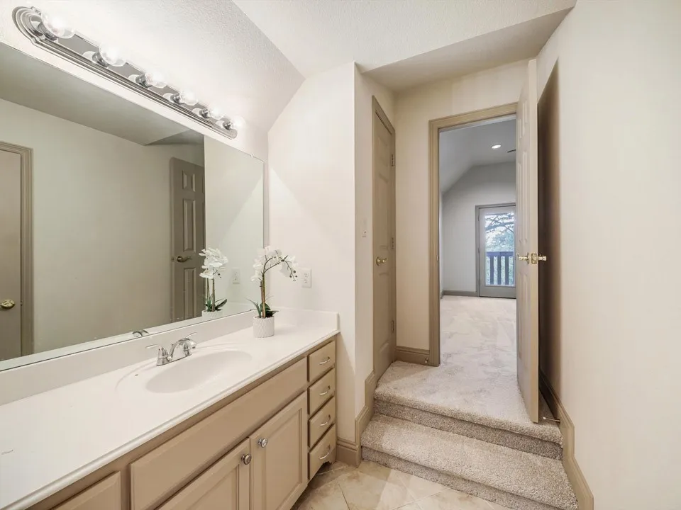 Single Family Residence For Sale in Collin County , 5769 Foard Drive, Frisco, Texas 75034, 3 Bedroom, 3 Bathroom, 2 Garage spaces, 3,220 Sqft, built in 2006, mls#21333393, Real Estate Agent in Frisco, Homes For Sale in Collin county, Homes For Sale in Frisco, Realtor in Frisco Texas, Real Estate Brokerage Independent Realty Texas, Luminita Cordes Realtor