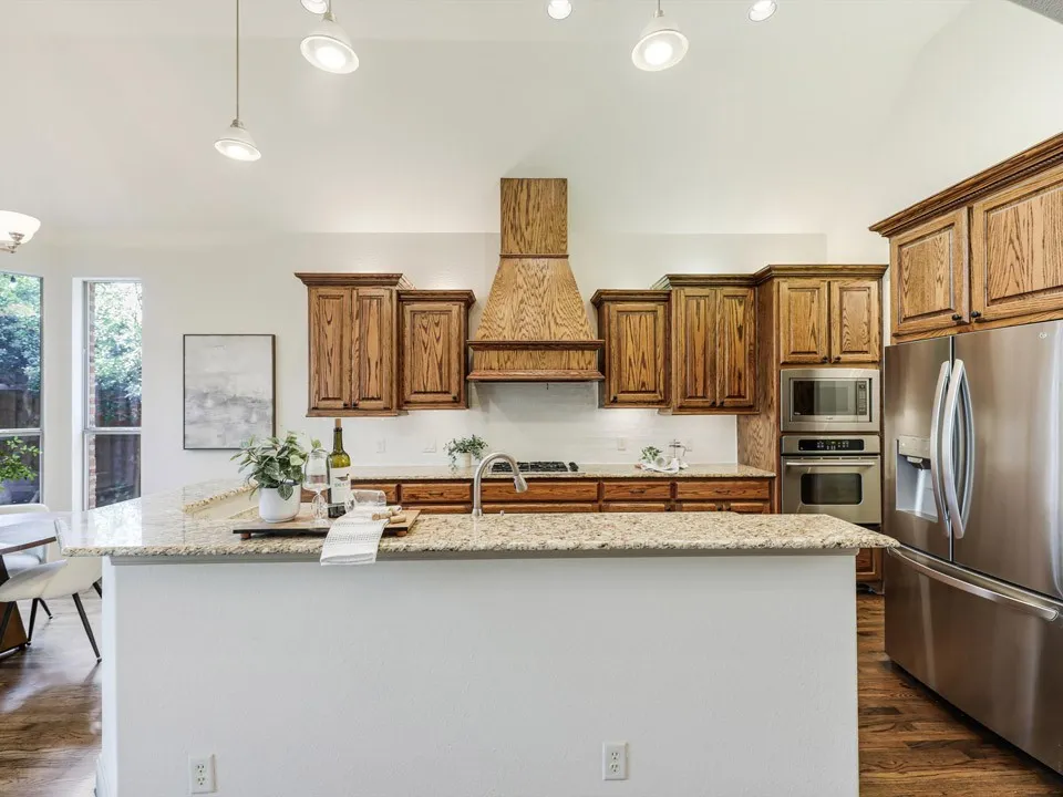 Single Family Residence For Sale in Collin County , 5769 Foard Drive, Frisco, Texas 75034, 3 Bedroom, 3 Bathroom, 2 Garage spaces, 3,220 Sqft, built in 2006, mls#21333393, Real Estate Agent in Frisco, Homes For Sale in Collin county, Homes For Sale in Frisco, Realtor in Frisco Texas, Real Estate Brokerage Independent Realty Texas, Luminita Cordes Realtor