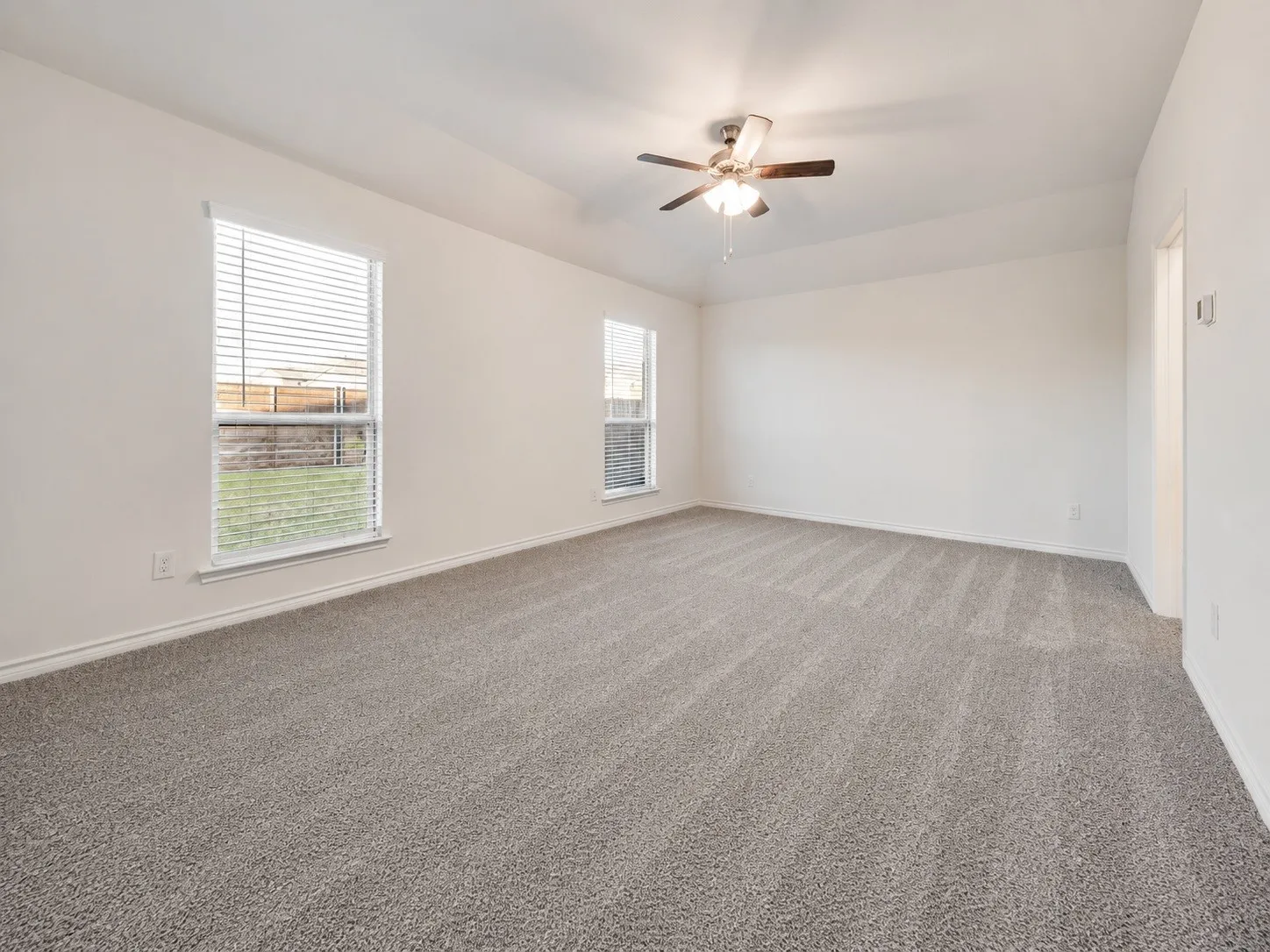 Single Family Residence For Sale in Denton County , 3206 Catoosa Lane, Aubrey, Texas 76227, 4 Bedroom, 2 Bathroom, 2 Garage spaces, 1,887 Sqft, built in 2022, mls#21354228, Real Estate Agent in Aubrey, Homes For Sale in Denton county, Homes For Sale in Aubrey, Realtor in Aubrey Texas, Real Estate Brokerage Independent Realty Texas, Luminita Cordes Realtor