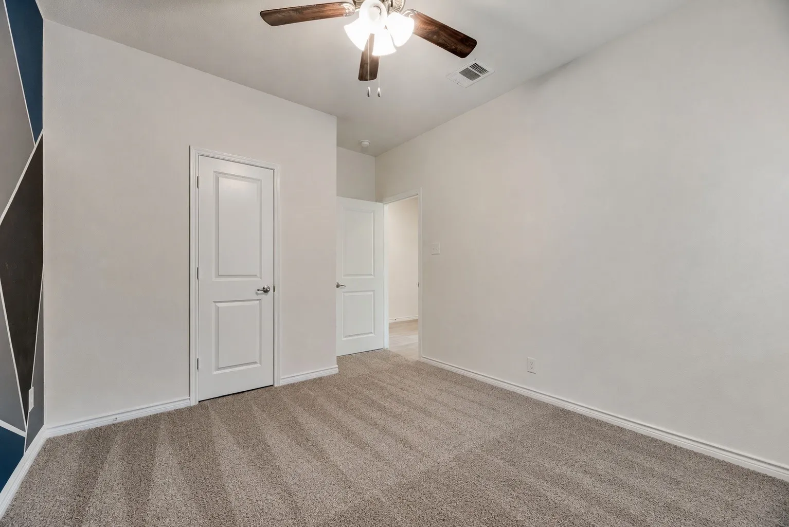 Single Family Residence For Sale in Denton County , 3206 Catoosa Lane, Aubrey, Texas 76227, 4 Bedroom, 2 Bathroom, 2 Garage spaces, 1,887 Sqft, built in 2022, mls#21354228, Real Estate Agent in Aubrey, Homes For Sale in Denton county, Homes For Sale in Aubrey, Realtor in Aubrey Texas, Real Estate Brokerage Independent Realty Texas, Luminita Cordes Realtor