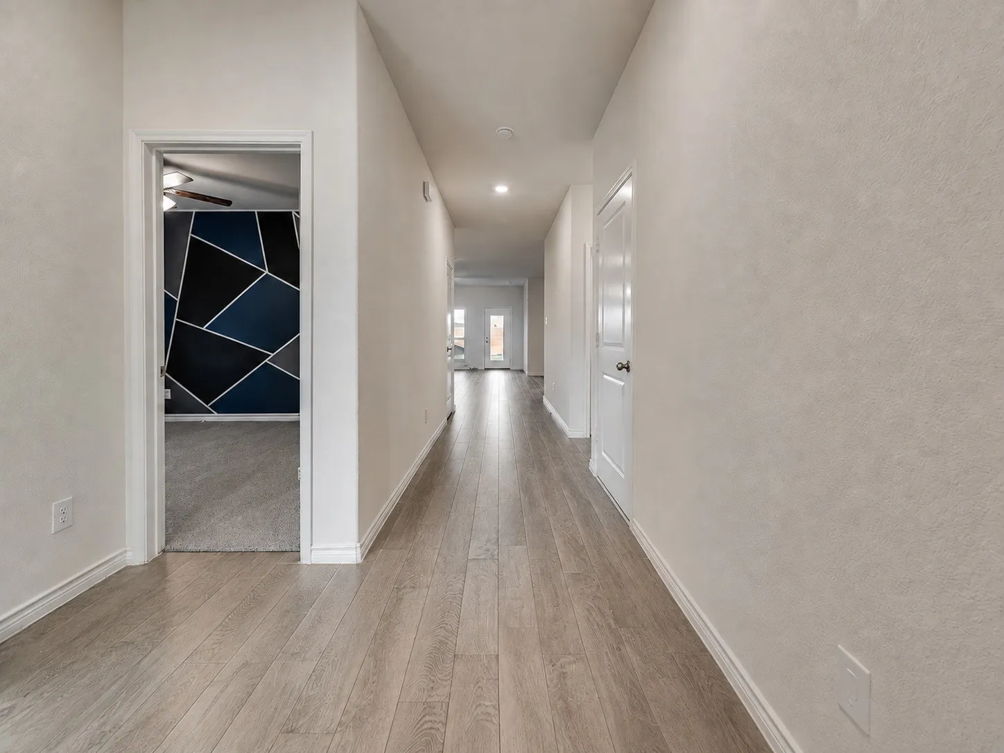 Single Family Residence For Sale in Denton County , 3206 Catoosa Lane, Aubrey, Texas 76227, 4 Bedroom, 2 Bathroom, 2 Garage spaces, 1,887 Sqft, built in 2022, mls#21354228, Real Estate Agent in Aubrey, Homes For Sale in Denton county, Homes For Sale in Aubrey, Realtor in Aubrey Texas, Real Estate Brokerage Independent Realty Texas, Luminita Cordes Realtor