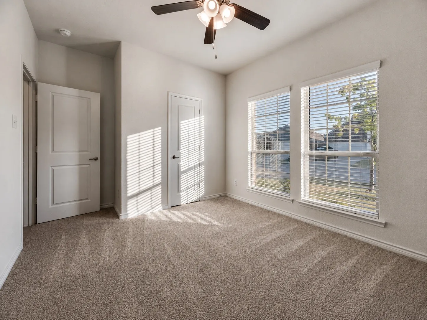 Single Family Residence For Sale in Denton County , 3206 Catoosa Lane, Aubrey, Texas 76227, 4 Bedroom, 2 Bathroom, 2 Garage spaces, 1,887 Sqft, built in 2022, mls#21354228, Real Estate Agent in Aubrey, Homes For Sale in Denton county, Homes For Sale in Aubrey, Realtor in Aubrey Texas, Real Estate Brokerage Independent Realty Texas, Luminita Cordes Realtor