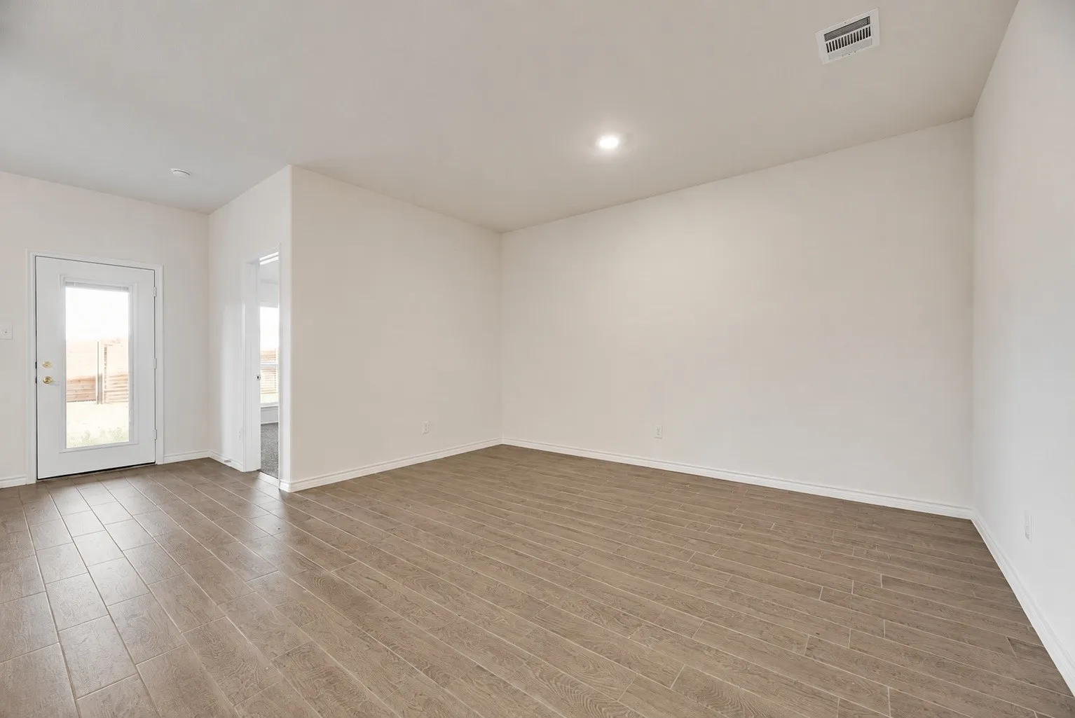 Single Family Residence For Sale in Denton County , 3206 Catoosa Lane, Aubrey, Texas 76227, 4 Bedroom, 2 Bathroom, 2 Garage spaces, 1,887 Sqft, built in 2022, mls#21354228, Real Estate Agent in Aubrey, Homes For Sale in Denton county, Homes For Sale in Aubrey, Realtor in Aubrey Texas, Real Estate Brokerage Independent Realty Texas, Luminita Cordes Realtor