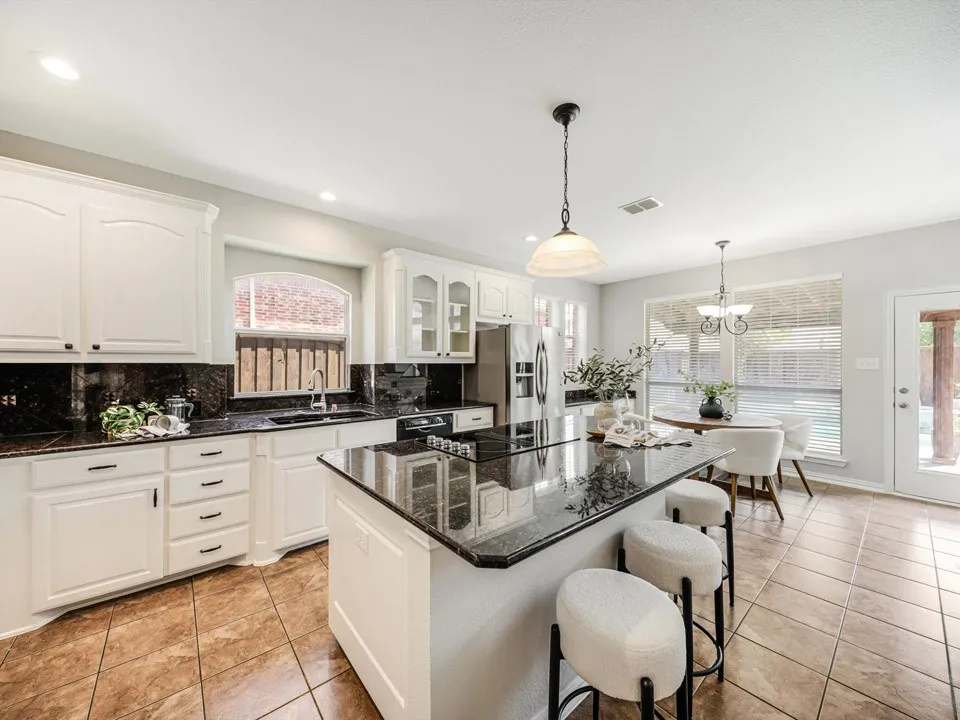 Single Family Residence For Sale in Denton County , 7934 Bishop Drive, Frisco, Texas 75036, 4 Bedroom, 4 Bathroom, 2 Garage spaces, 3,600 Sqft, built in 2005, mls#21352427, Real Estate Agent in Frisco, Homes For Sale in Denton county, Homes For Sale in Frisco, Realtor in Frisco Texas, Real Estate Brokerage Independent Realty Texas, Luminita Cordes Realtor