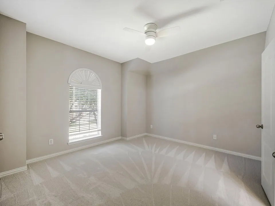 Single Family Residence For Sale in Denton County , 7934 Bishop Drive, Frisco, Texas 75036, 4 Bedroom, 4 Bathroom, 2 Garage spaces, 3,600 Sqft, built in 2005, mls#21352427, Real Estate Agent in Frisco, Homes For Sale in Denton county, Homes For Sale in Frisco, Realtor in Frisco Texas, Real Estate Brokerage Independent Realty Texas, Luminita Cordes Realtor