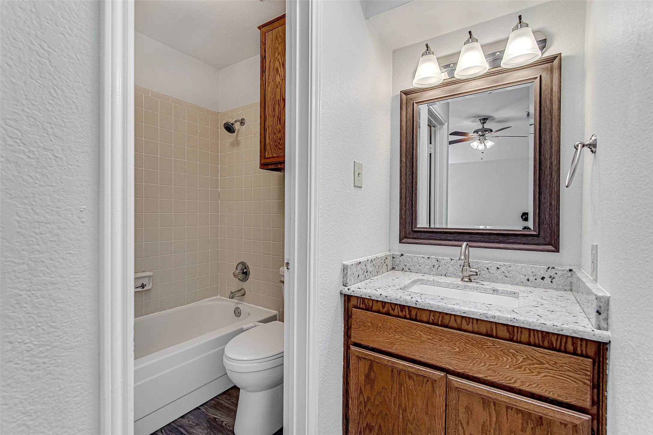 Townhouse For Sale in Tarrant County , 1726 Magnolia Lane, Euless, Texas 76039, 3 Bedroom, 2 Bathroom, 2 Garage spaces, 1,159 Sqft, built in 1984, mls#21359134, Real Estate Agent in Euless, Homes For Sale in Tarrant county, Homes For Sale in Euless, Realtor in Euless Texas, Real Estate Brokerage Independent Realty Texas, Luminita Cordes Realtor