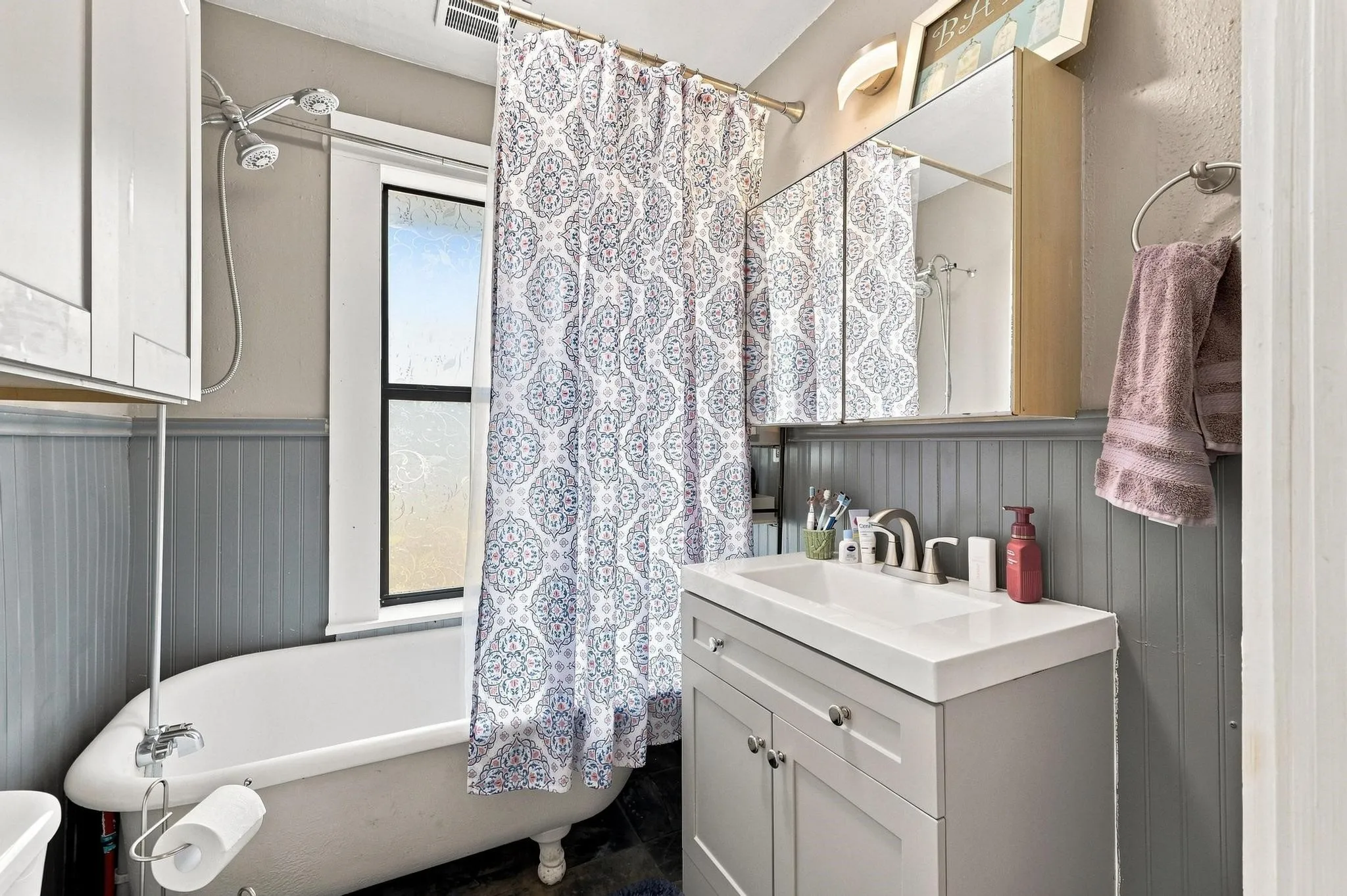 2nd full bathroom