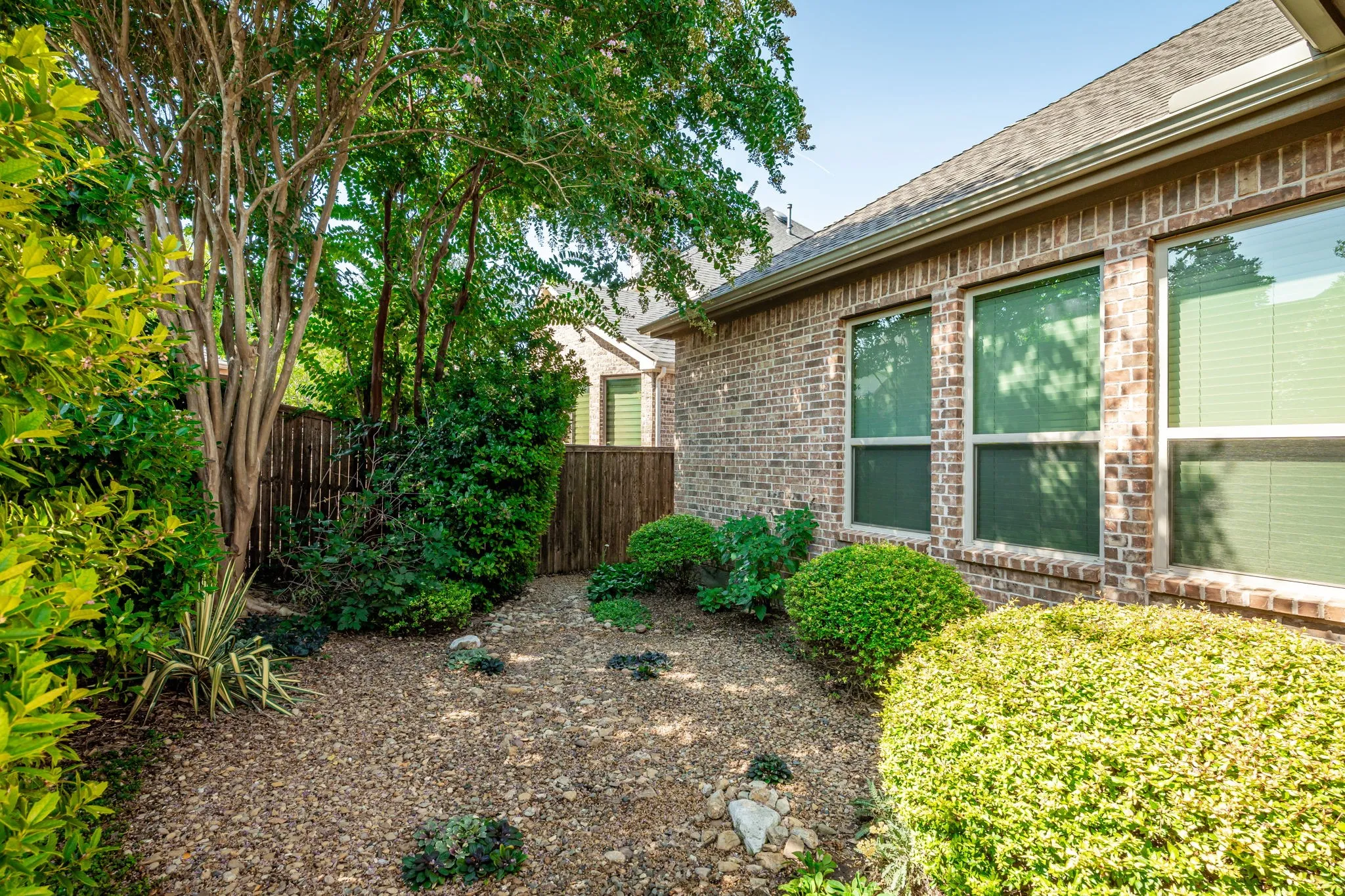 Single Family Residence For Sale in Collin County , 1208 Caliche Trail, Allen, Texas 75013, 4 Bedroom, 3 Bathroom, 2 Garage spaces, 2,840 Sqft, built in 2014, mls#21353525, Real Estate Agent in Allen, Homes For Sale in Collin county, Homes For Sale in Allen, Realtor in Allen Texas, Real Estate Brokerage Independent Realty Texas, Luminita Cordes Realtor