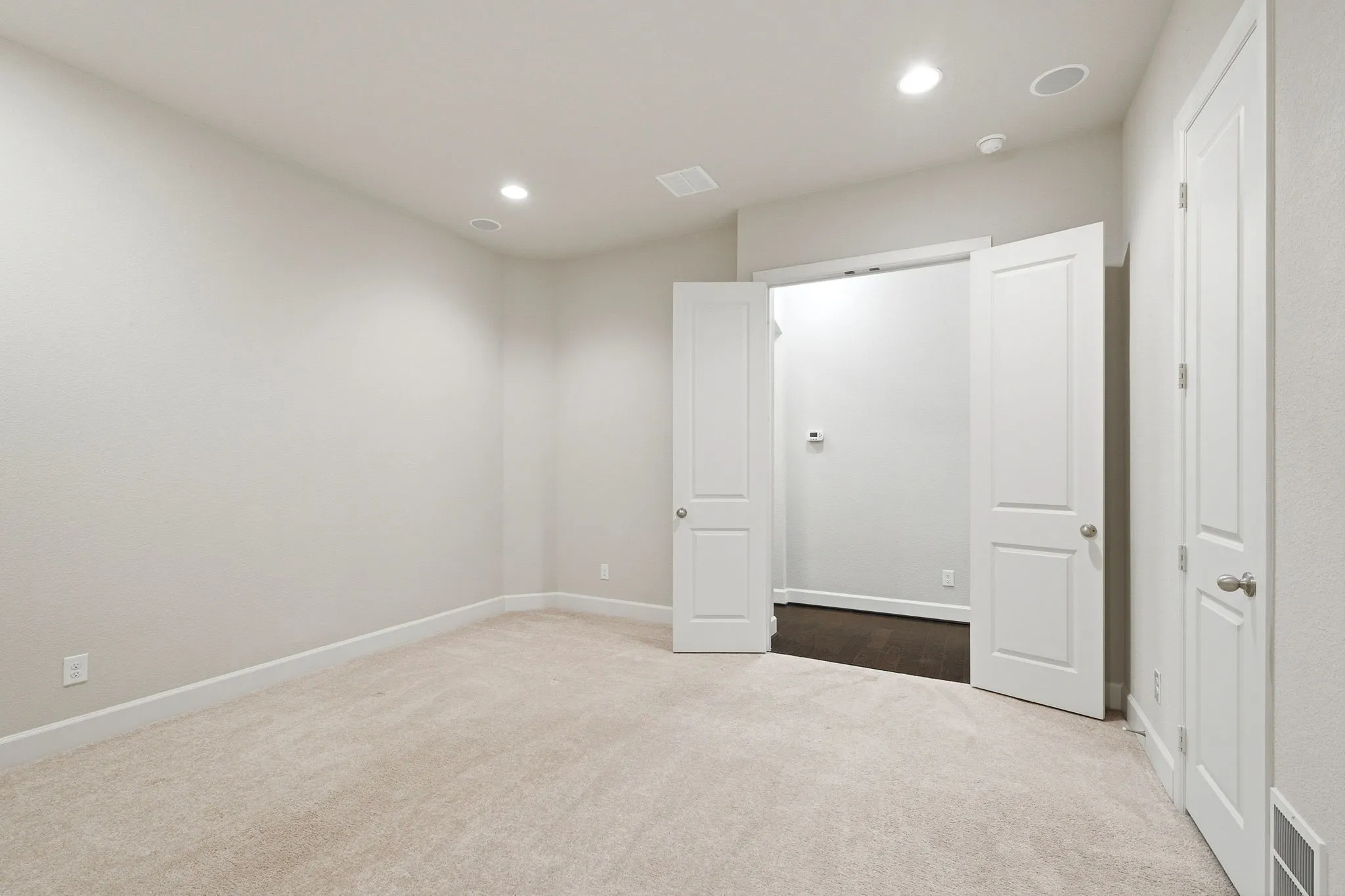 Single Family Residence For Sale in Collin County , 1208 Caliche Trail, Allen, Texas 75013, 4 Bedroom, 3 Bathroom, 2 Garage spaces, 2,840 Sqft, built in 2014, mls#21353525, Real Estate Agent in Allen, Homes For Sale in Collin county, Homes For Sale in Allen, Realtor in Allen Texas, Real Estate Brokerage Independent Realty Texas, Luminita Cordes Realtor