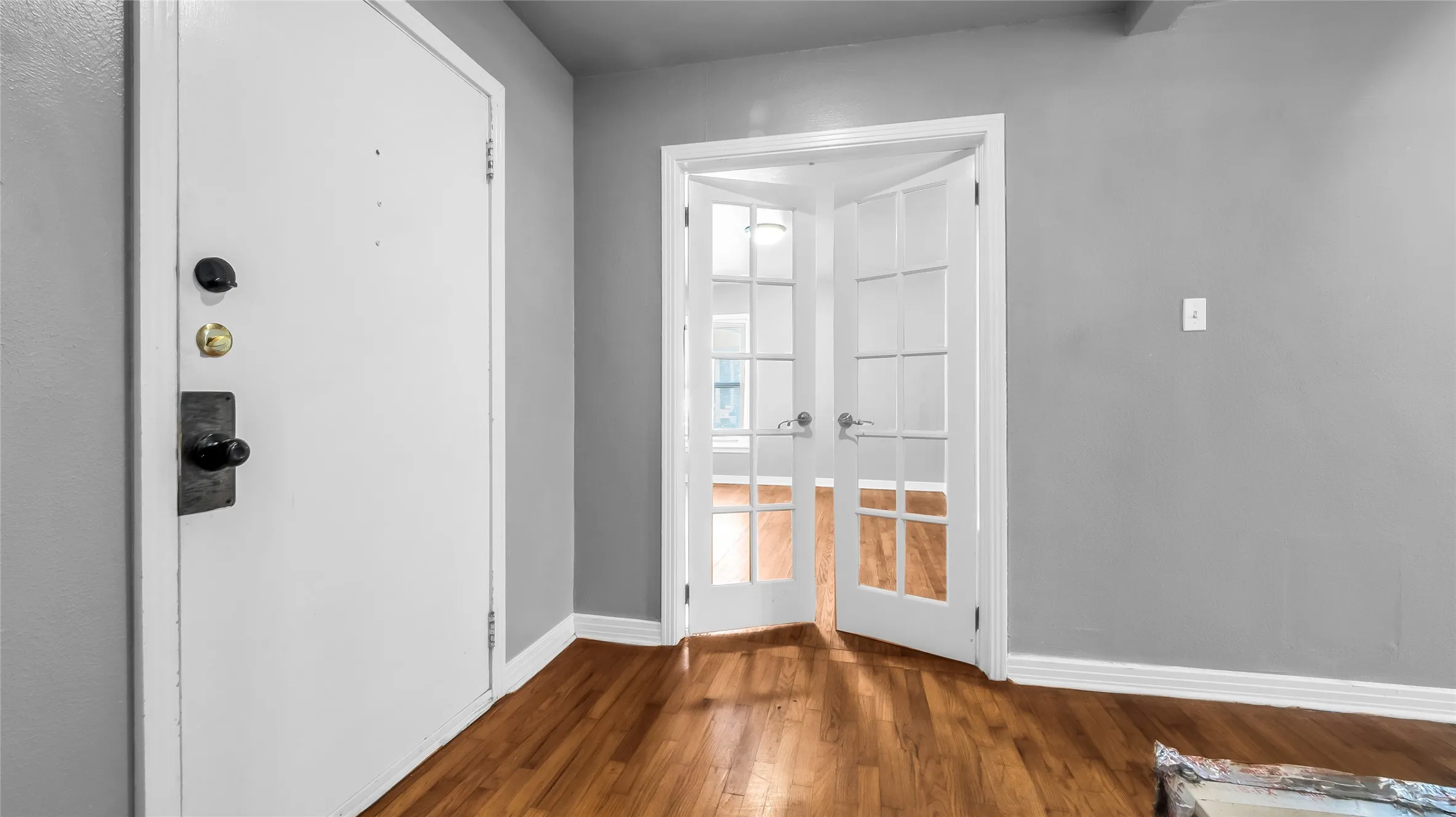 Single Family Residence For Rent in Grayson County , 1528 W Day Street, Denison, Texas 75020, 3 Bedroom, 2 Bathroom, 1 Garage spaces, 1,956 Sqft, built in 1950, mls#21358461, Real Estate Agent in Denison, Homes For Rent in Grayson county, Homes For Rent in Denison, Realtor in Denison Texas, Real Estate Brokerage Independent Realty Texas, Luminita Cordes Realtor