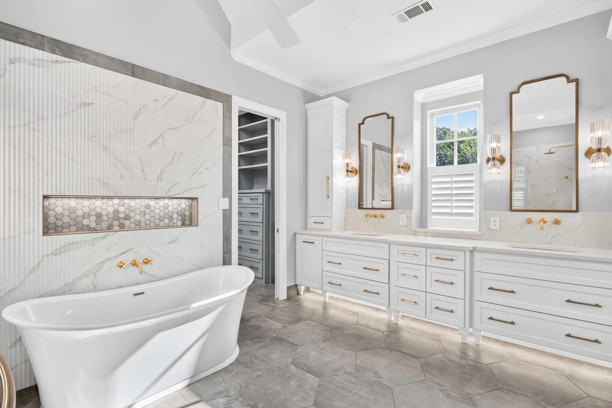 Single Family Residence For Sale in Tarrant County , 1413 Cherry Blush Court, Keller, Texas 76248, 5 Bedroom, 4 Bathroom, 3 Garage spaces, 4,483 Sqft, built in 2004, mls#21357906, Real Estate Agent in Keller, Homes For Sale in Tarrant county, Homes For Sale in Keller, Realtor in Keller Texas, Real Estate Brokerage Independent Realty Texas, Luminita Cordes Realtor