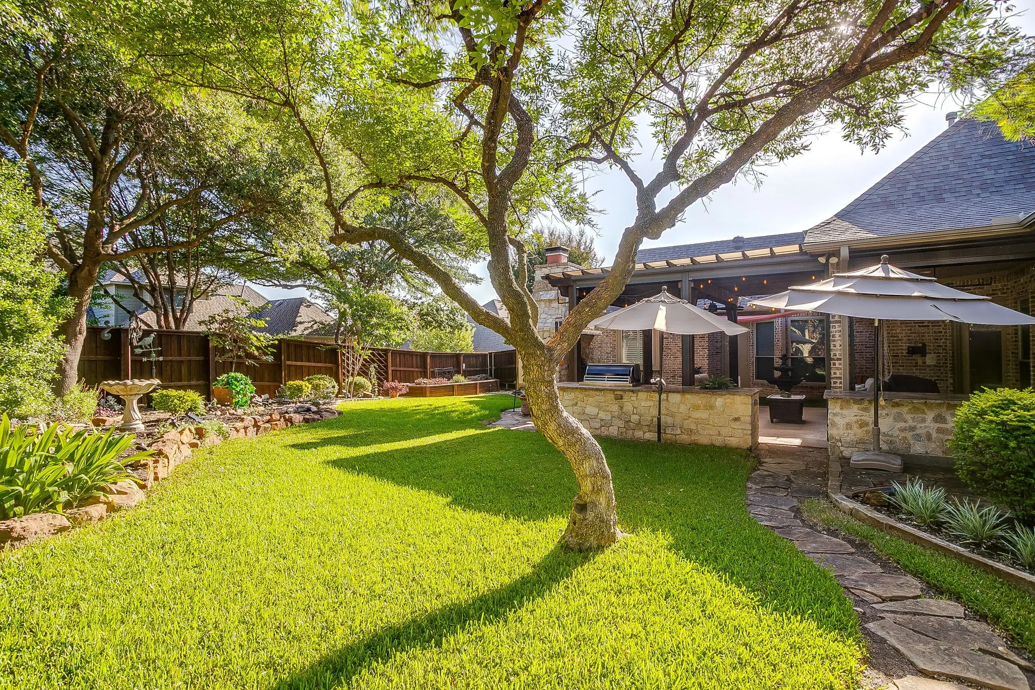 Single Family Residence For Sale in Tarrant County , 1413 Cherry Blush Court, Keller, Texas 76248, 5 Bedroom, 4 Bathroom, 3 Garage spaces, 4,483 Sqft, built in 2004, mls#21357906, Real Estate Agent in Keller, Homes For Sale in Tarrant county, Homes For Sale in Keller, Realtor in Keller Texas, Real Estate Brokerage Independent Realty Texas, Luminita Cordes Realtor