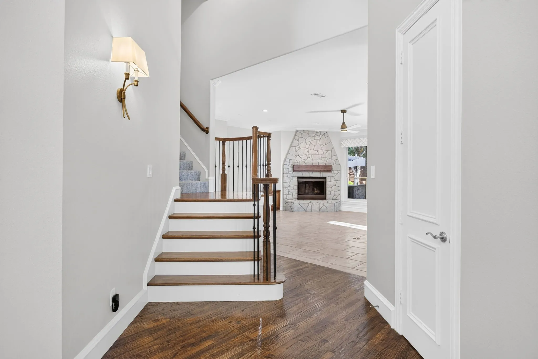 Single Family Residence For Sale in Tarrant County , 1413 Cherry Blush Court, Keller, Texas 76248, 5 Bedroom, 4 Bathroom, 3 Garage spaces, 4,483 Sqft, built in 2004, mls#21357906, Real Estate Agent in Keller, Homes For Sale in Tarrant county, Homes For Sale in Keller, Realtor in Keller Texas, Real Estate Brokerage Independent Realty Texas, Luminita Cordes Realtor