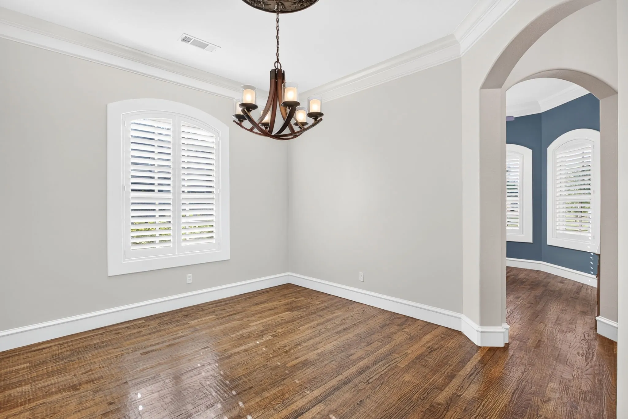 Formal Dining