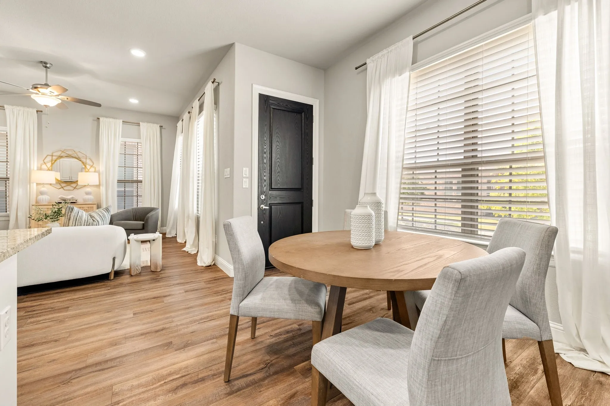 Townhouse For Sale in Tarrant County , 8313 Cotton Belt Lane, North Richland Hills, Texas 76182, 3 Bedroom, 3 Bathroom, 2 Garage spaces, 1,888 Sqft, built in 2019, mls#21355021, Real Estate Agent in North Richland Hills, Homes For Sale in Tarrant county, Homes For Sale in North Richland Hills, Realtor in North Richland Hills Texas, Real Estate Brokerage Independent Realty Texas, Luminita Cordes Realtor
